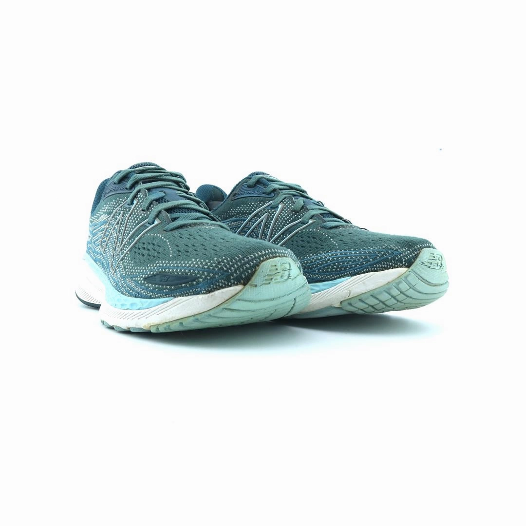 NEW BALANCE FRESH FOAM X 860V12 stylish New Balance designs