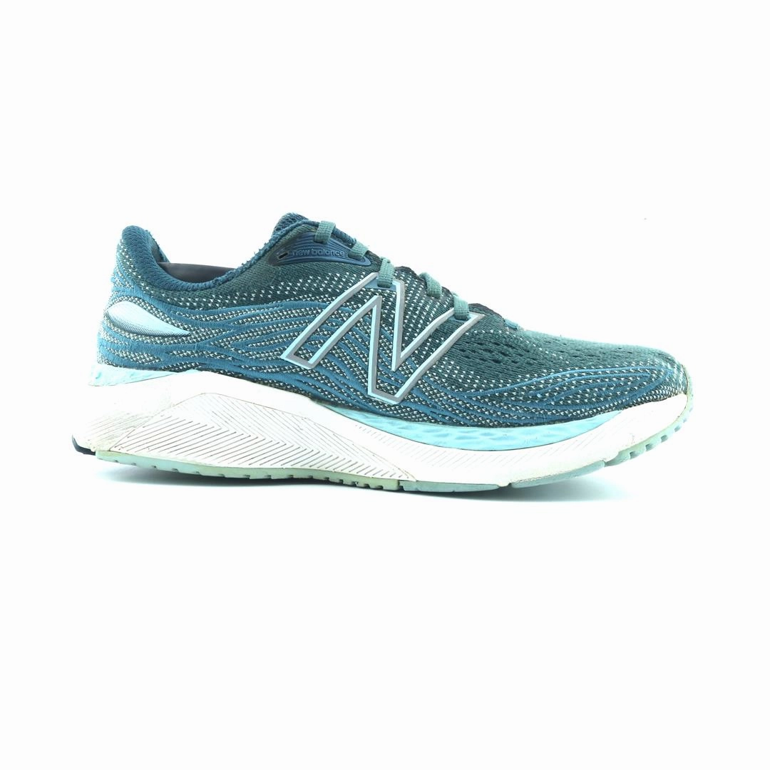 NEW BALANCE FRESH FOAM X 860V12 stylish New Balance designs