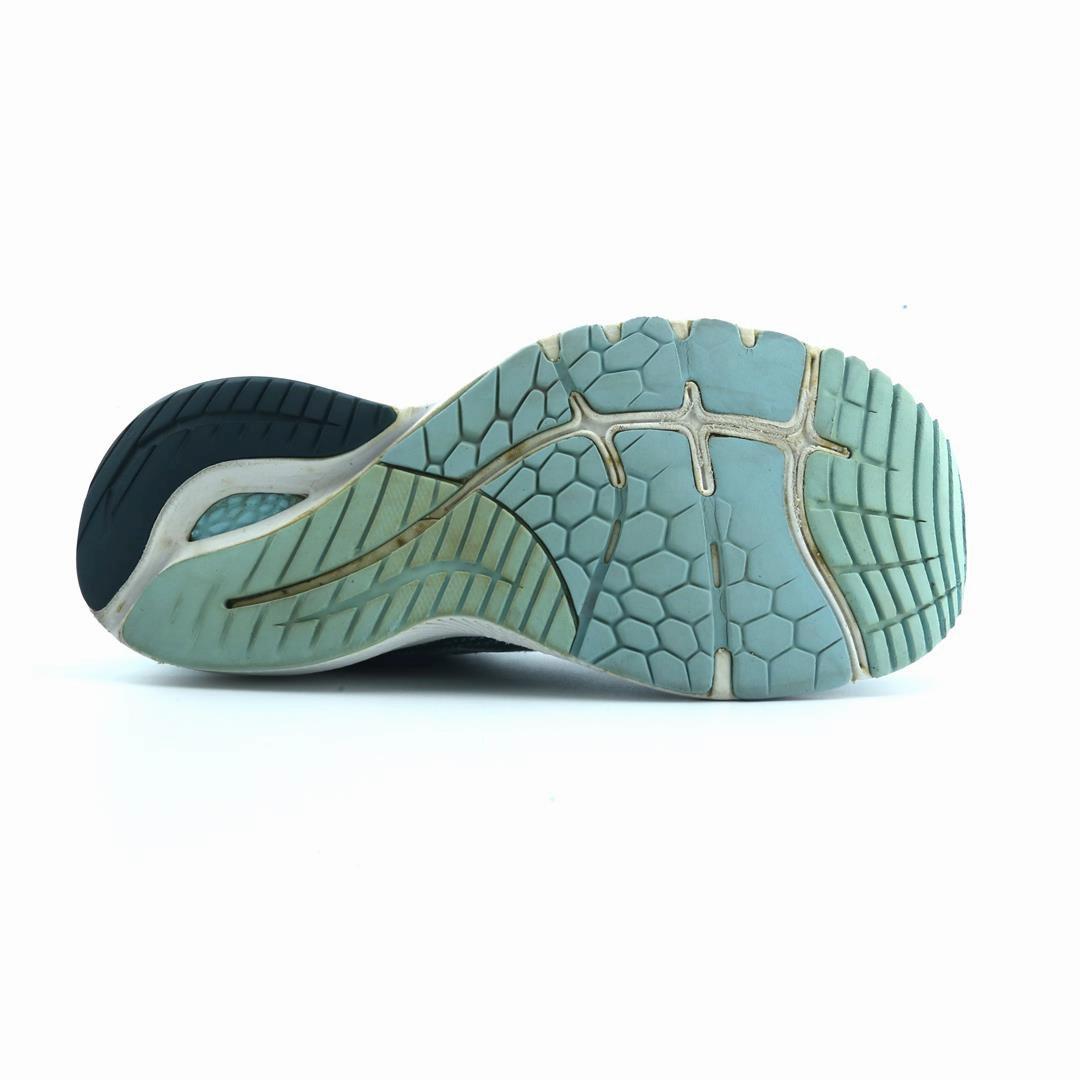 NEW BALANCE FRESH FOAM X 860V12 stylish New Balance designs