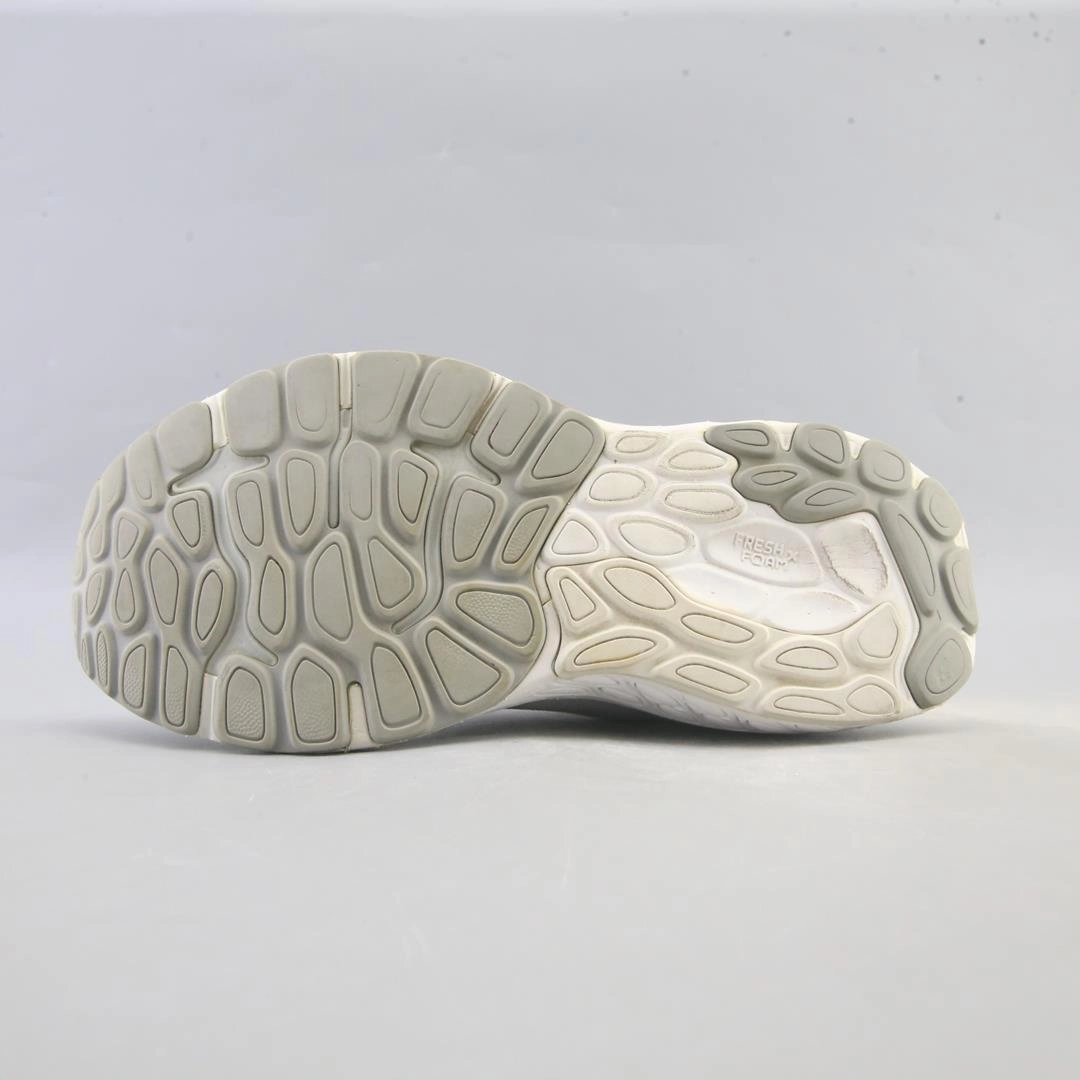 NEW BALANCE FRESH FOAM X 860V13 retro New Balance shoe shots