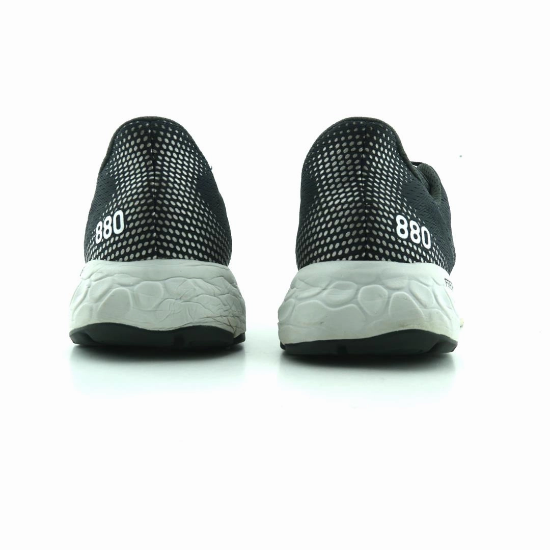 NEW BALANCE FRESH FOAM X 880 V13 New Balance casual shoe looks
