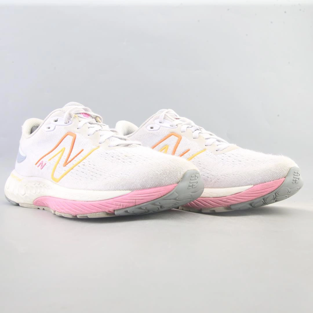 NEW BALANCE FRESH FOAM X 880V12 retro New Balance shoe shots