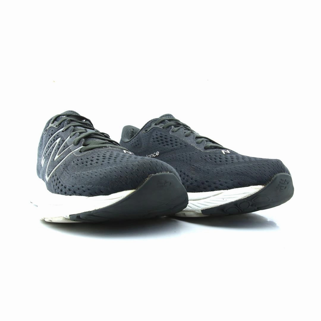 NEW BALANCE FRESH FOAM X 880V13 New Balance casual shoe looks