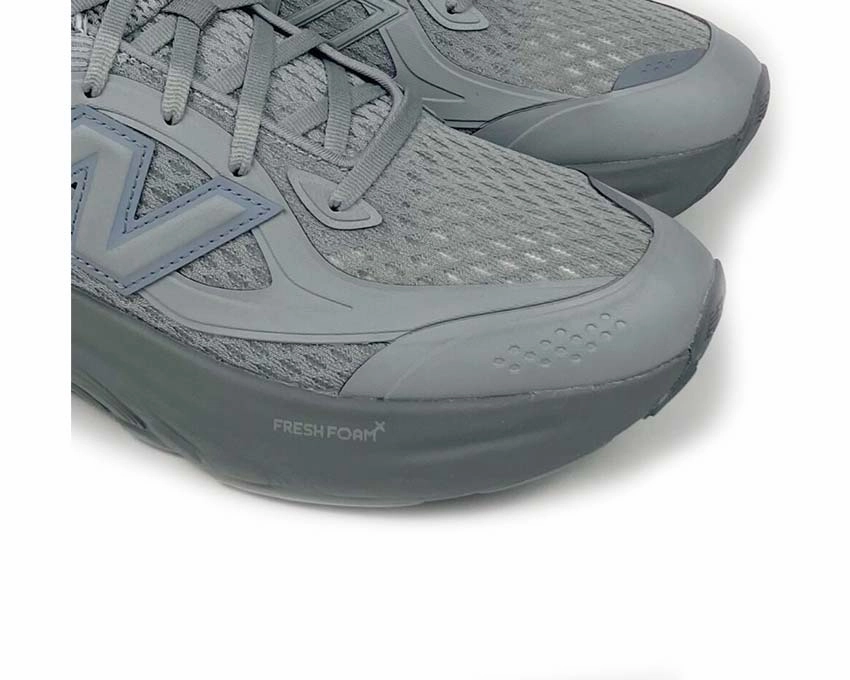 New Balance Fresh Foam X New Balance athletic sneakers