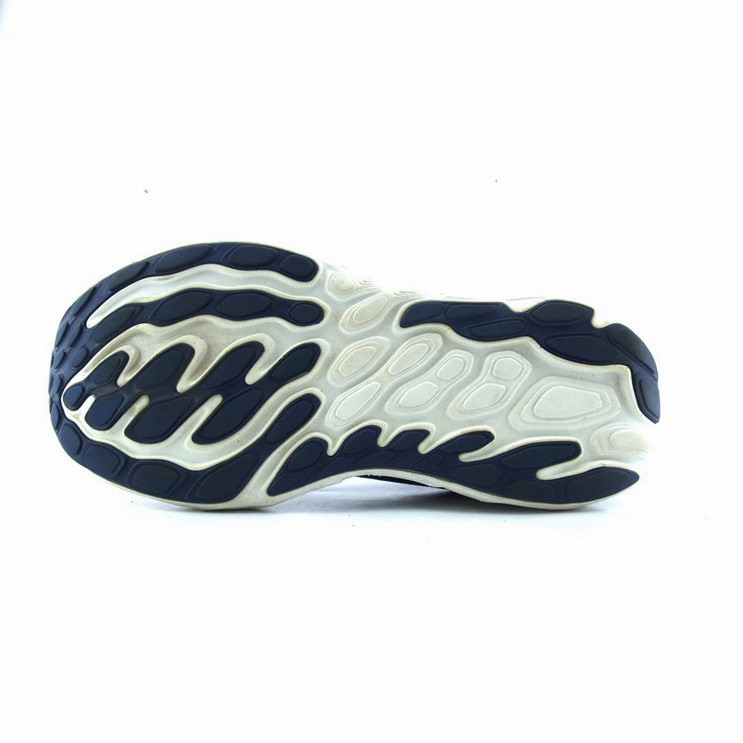 NEW BALANCE FRESH FOAM X VONGO V5 stylish New Balance designs