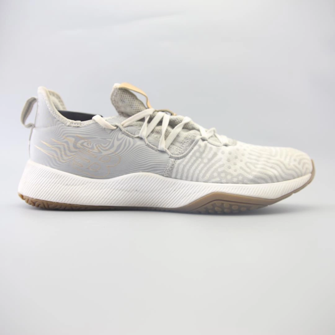 NEW BALANCE FUELCELL 100 retro New Balance shoe shots