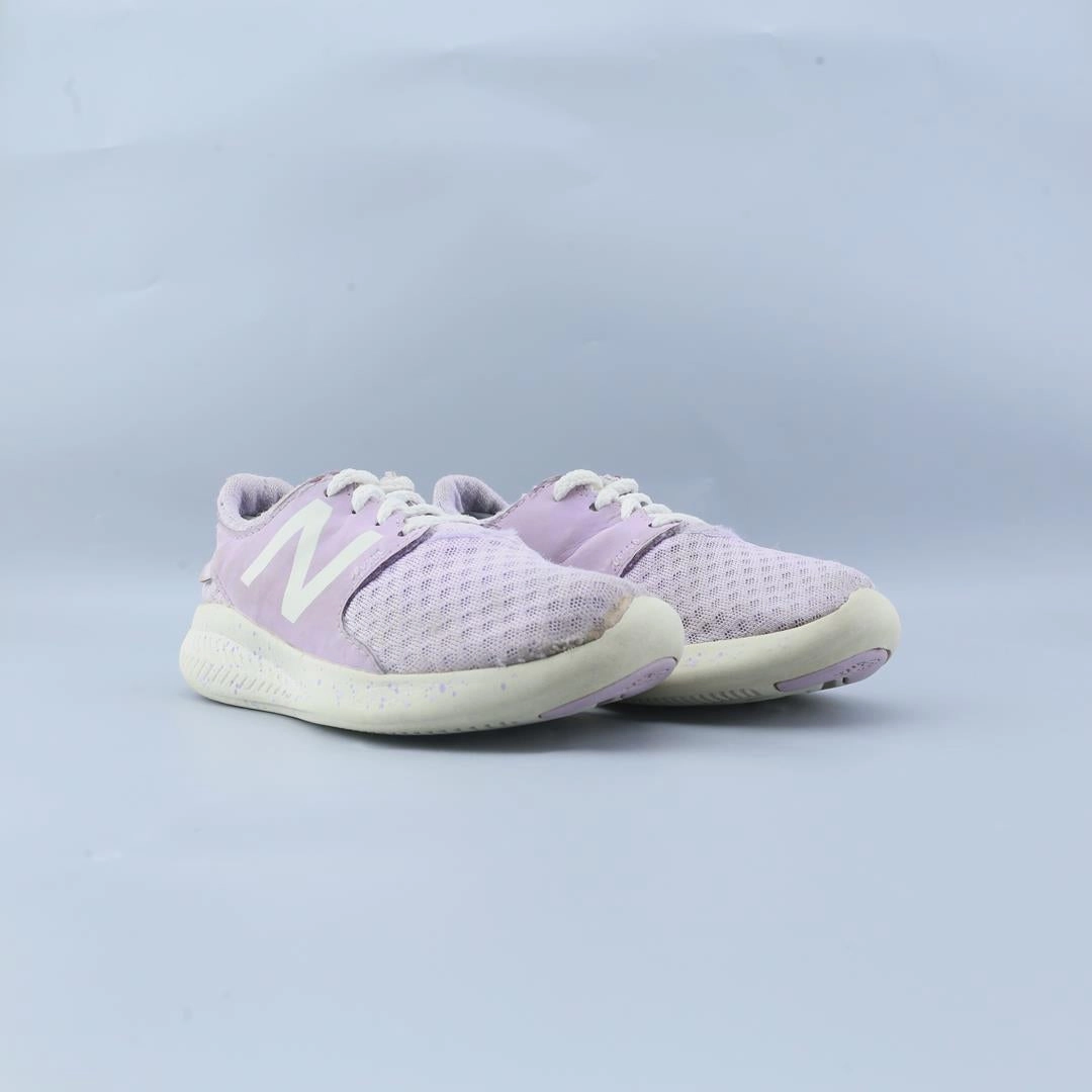 NEW BALANCE FUELCELL COAST stylish New Balance designs