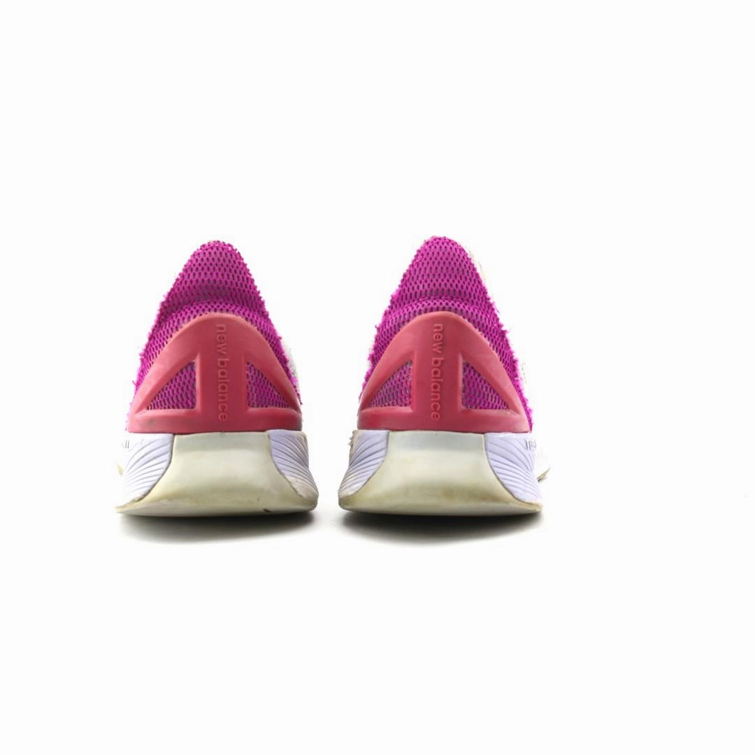 NEW BALANCE FUELCELL ECHO retro New Balance shoe shots