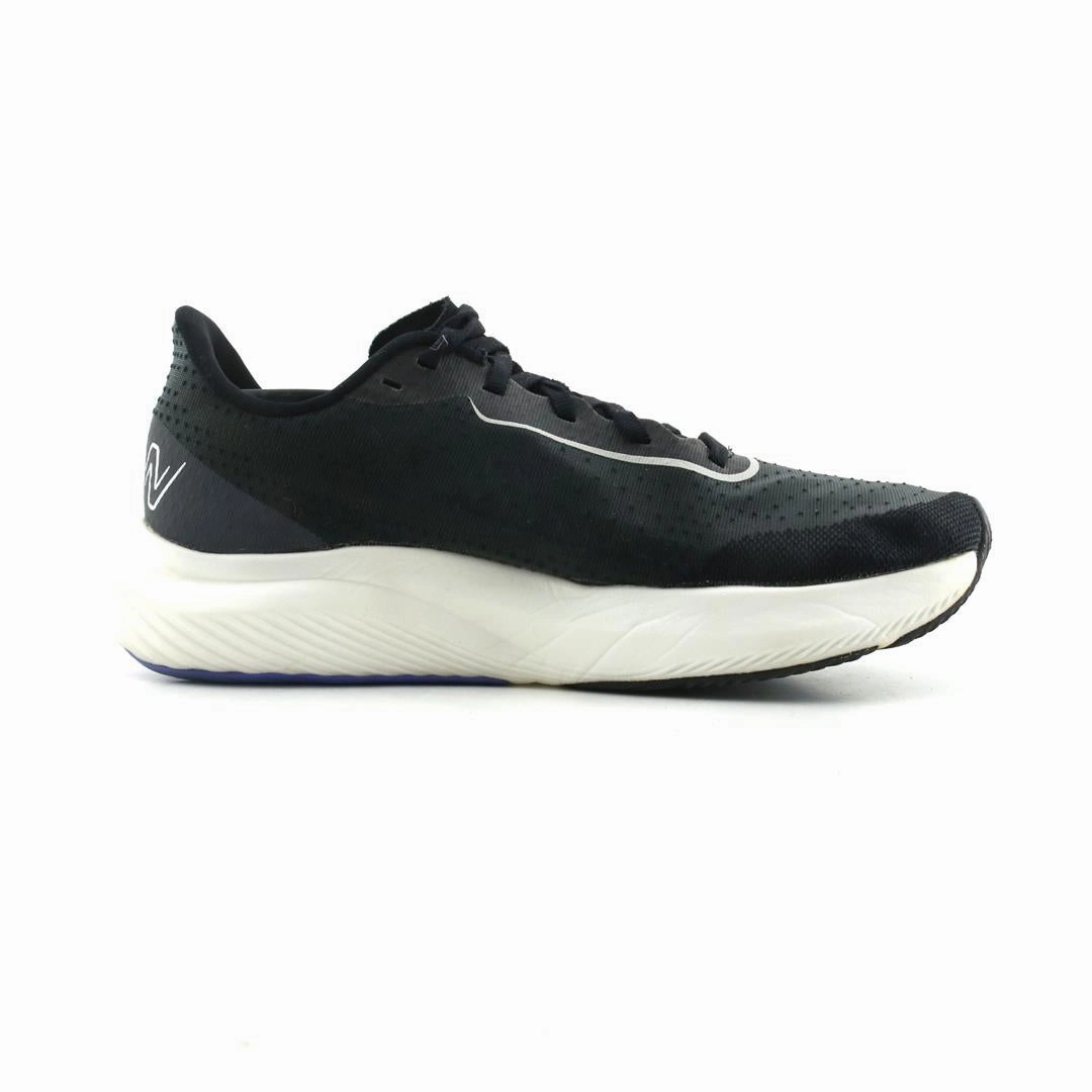 NEW BALANCE FUELCELL REBEL V3 New Balance trainer visuals