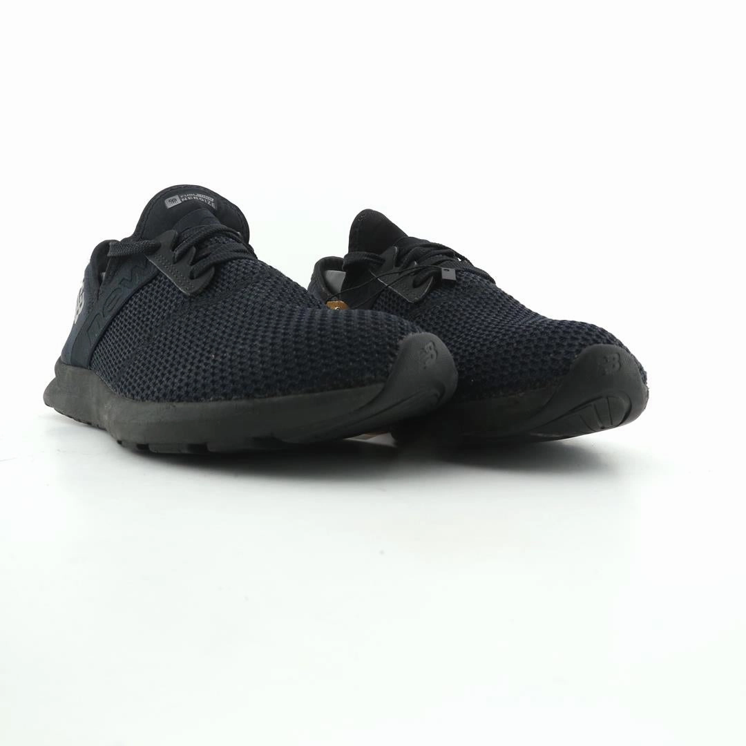 NEW BALANCE FUELCORE COAST V1 New Balance casual shoe looks