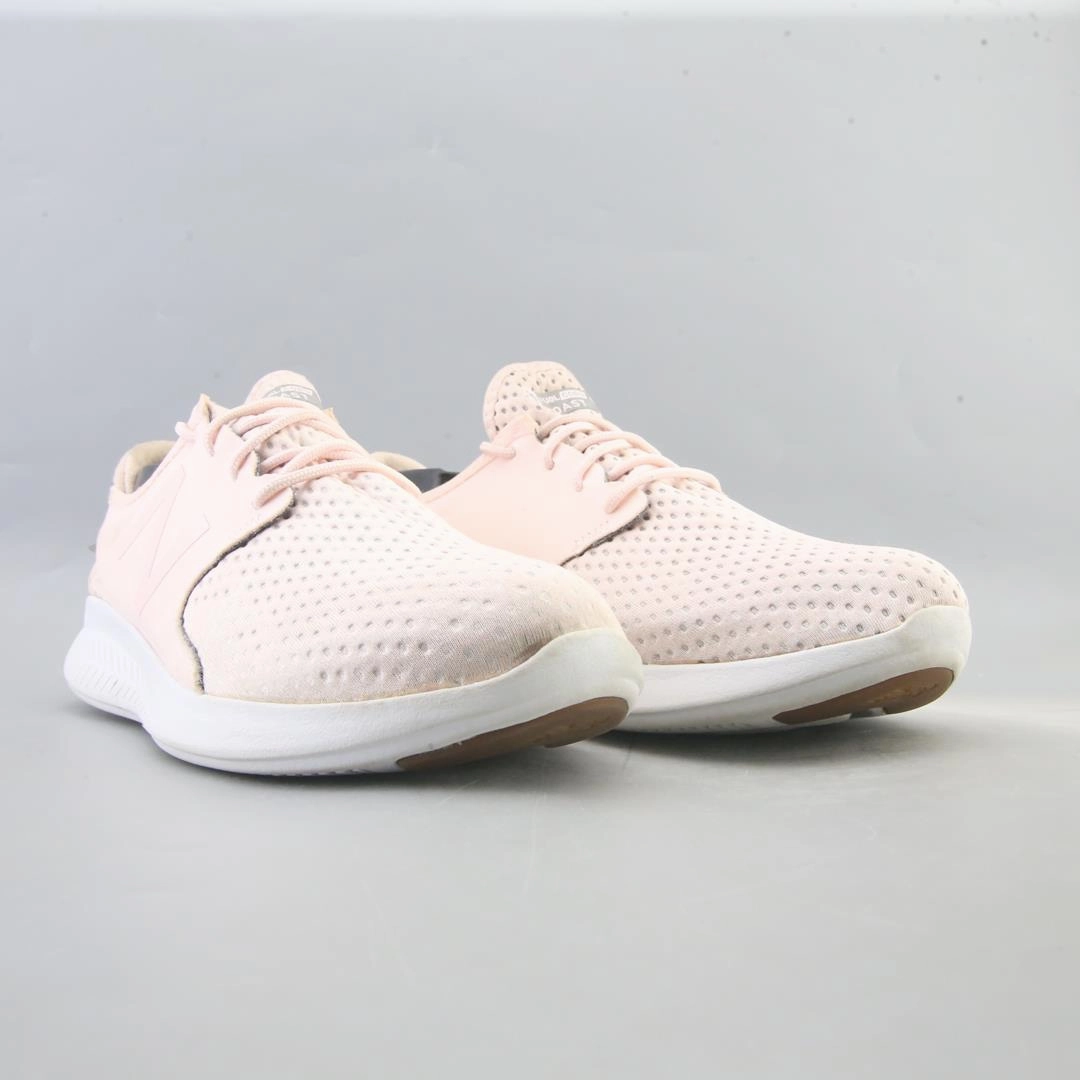 NEW BALANCE FUELCORE COAST V3 retro New Balance shoe shots