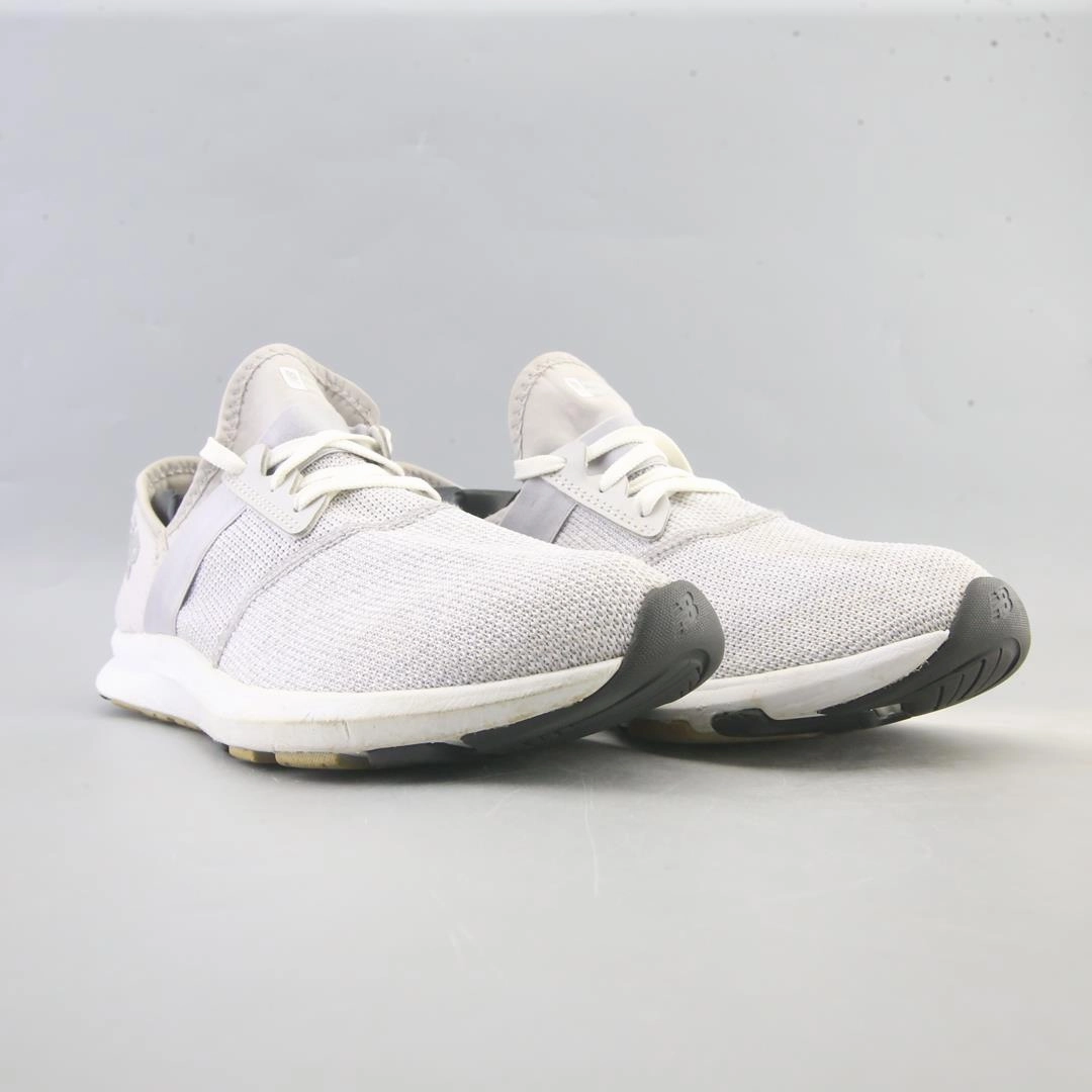 NEW BALANCE FUELCORE NERGIZE retro New Balance shoe shots