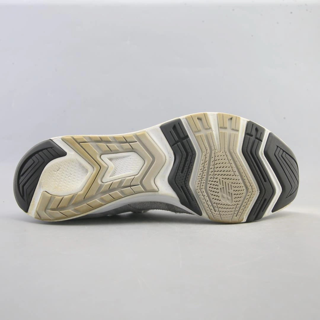 NEW BALANCE FUELCORE NERGIZE retro New Balance shoe shots