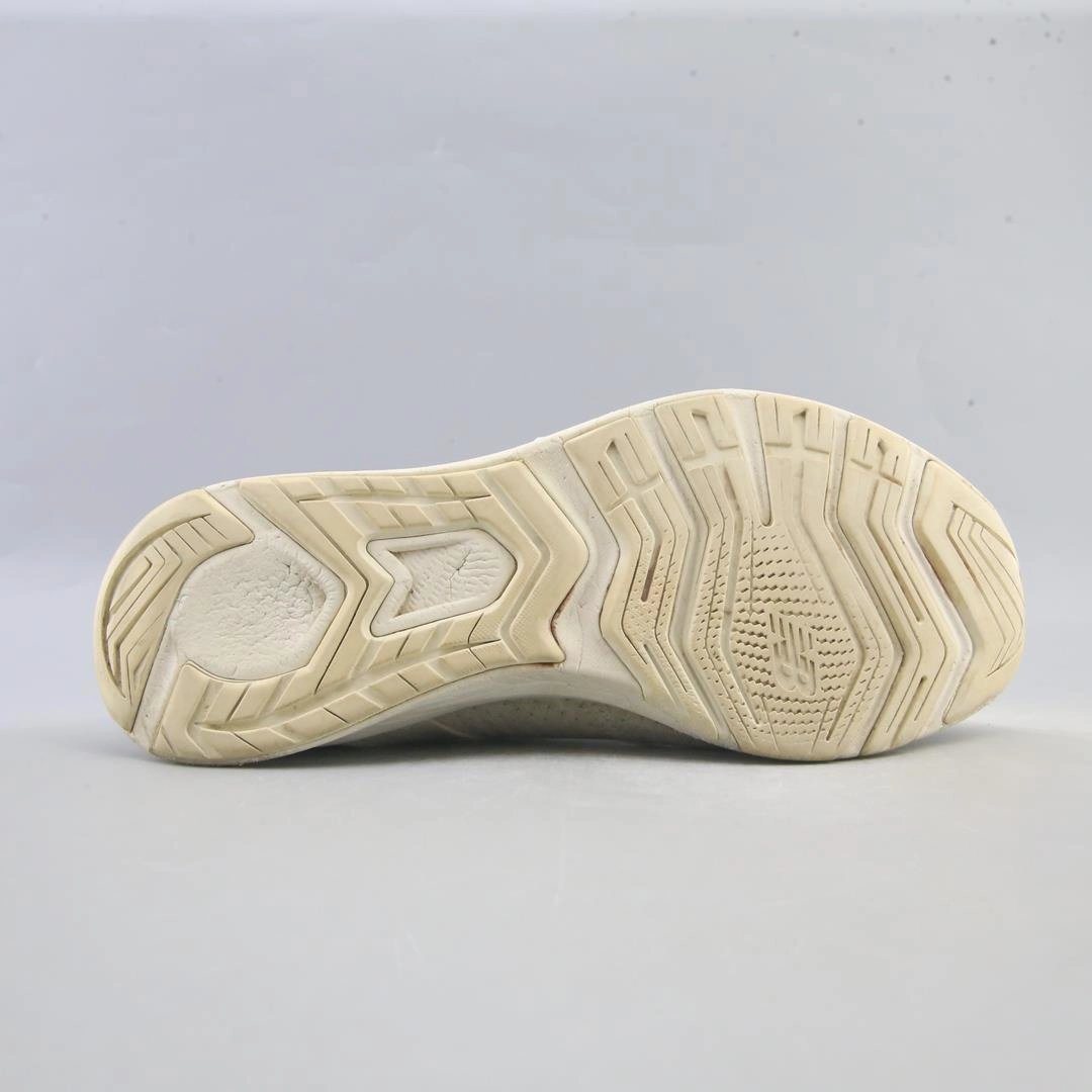 NEW BALANCE FUELCORE NERGIZE V1 retro New Balance shoe shots