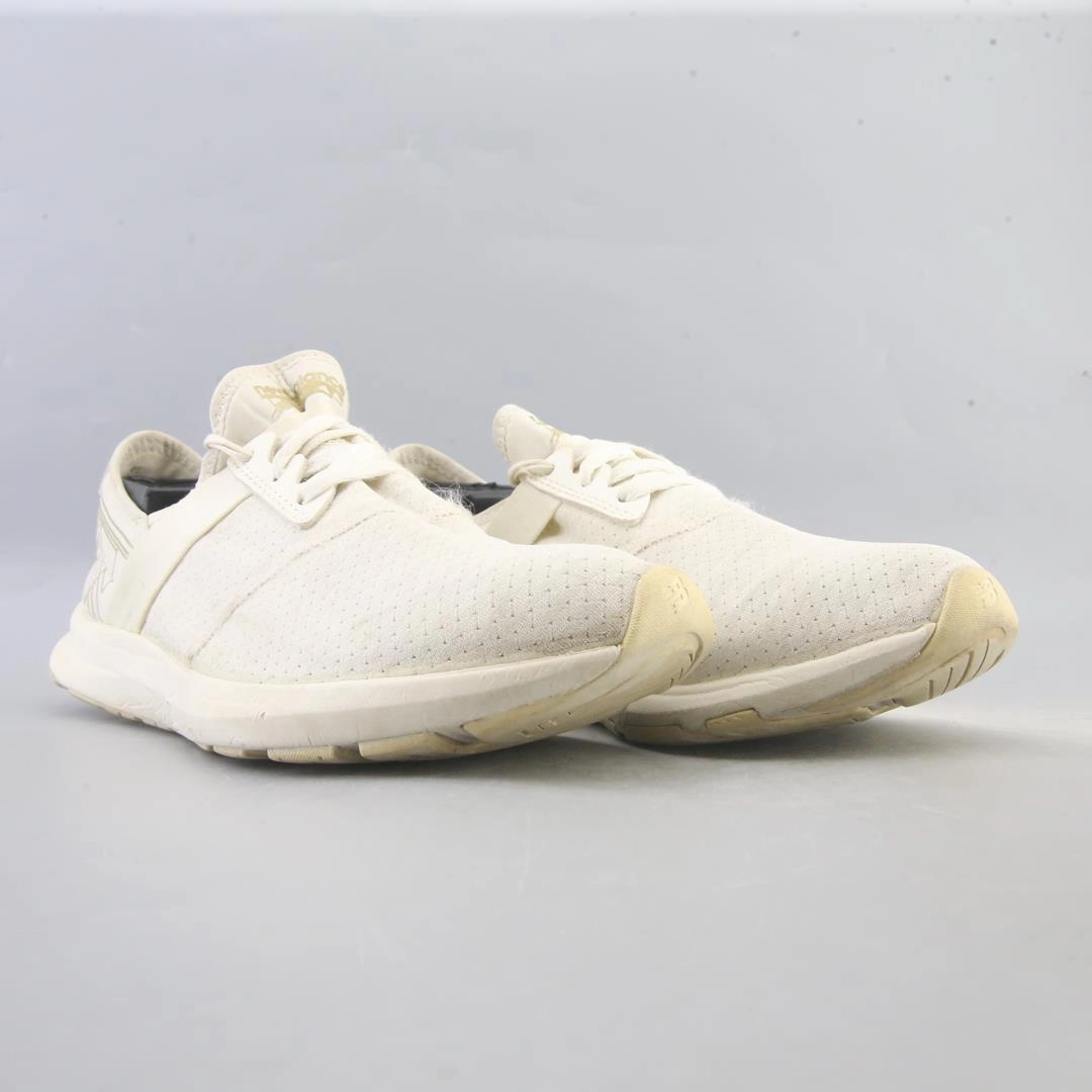 NEW BALANCE FUELCORE NERGIZE V1 retro New Balance shoe shots