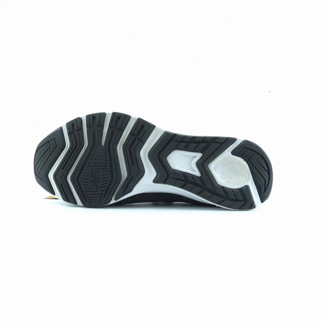 NEW BALANCE FUELCORE NERGIZE V1 stylish New Balance designs