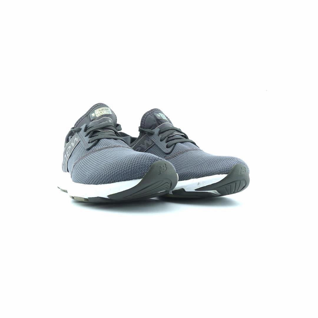NEW BALANCE FULECORE NERGIZE stylish New Balance designs