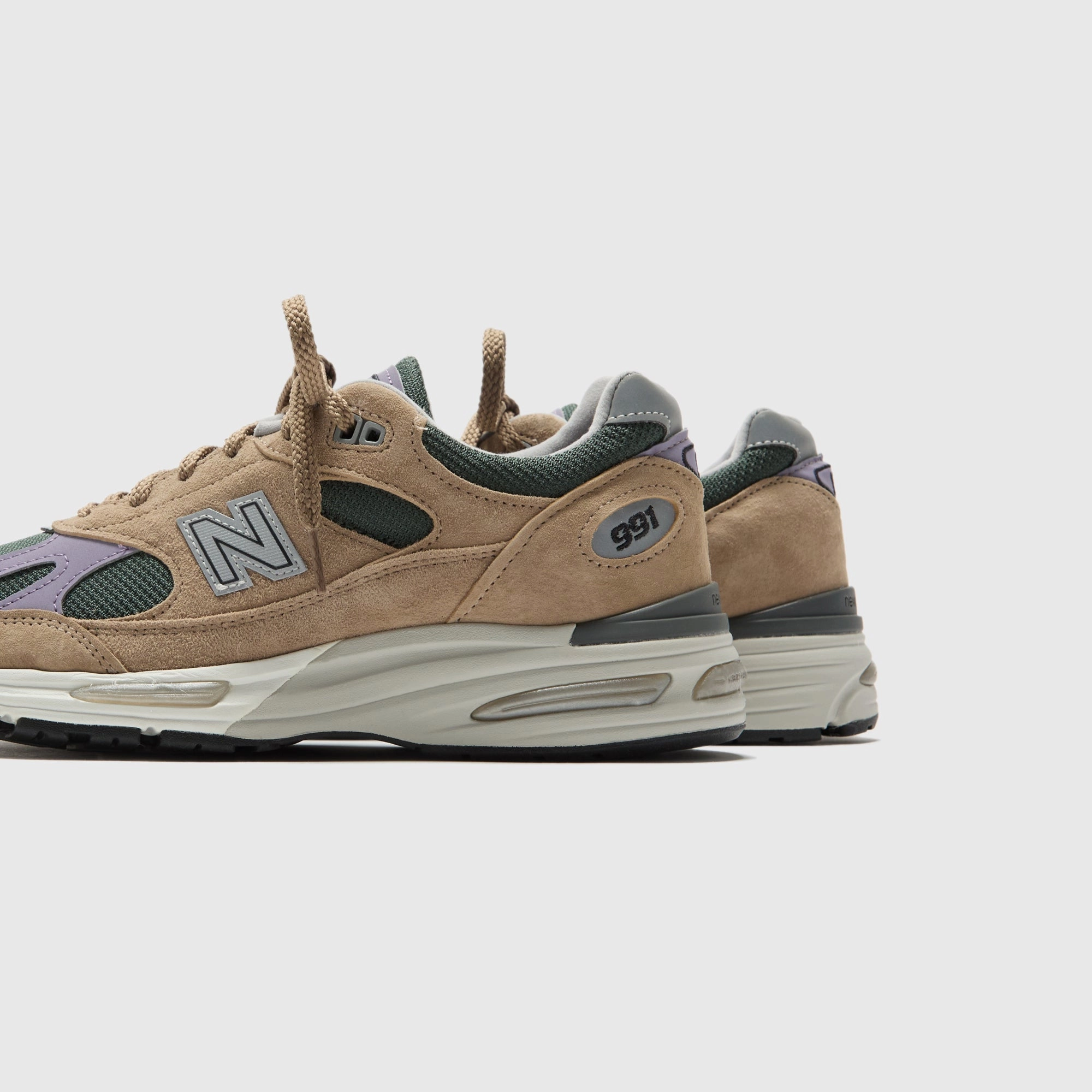 New Balance Made in UK 991v2 - Cement Nike Air Force 1 edition