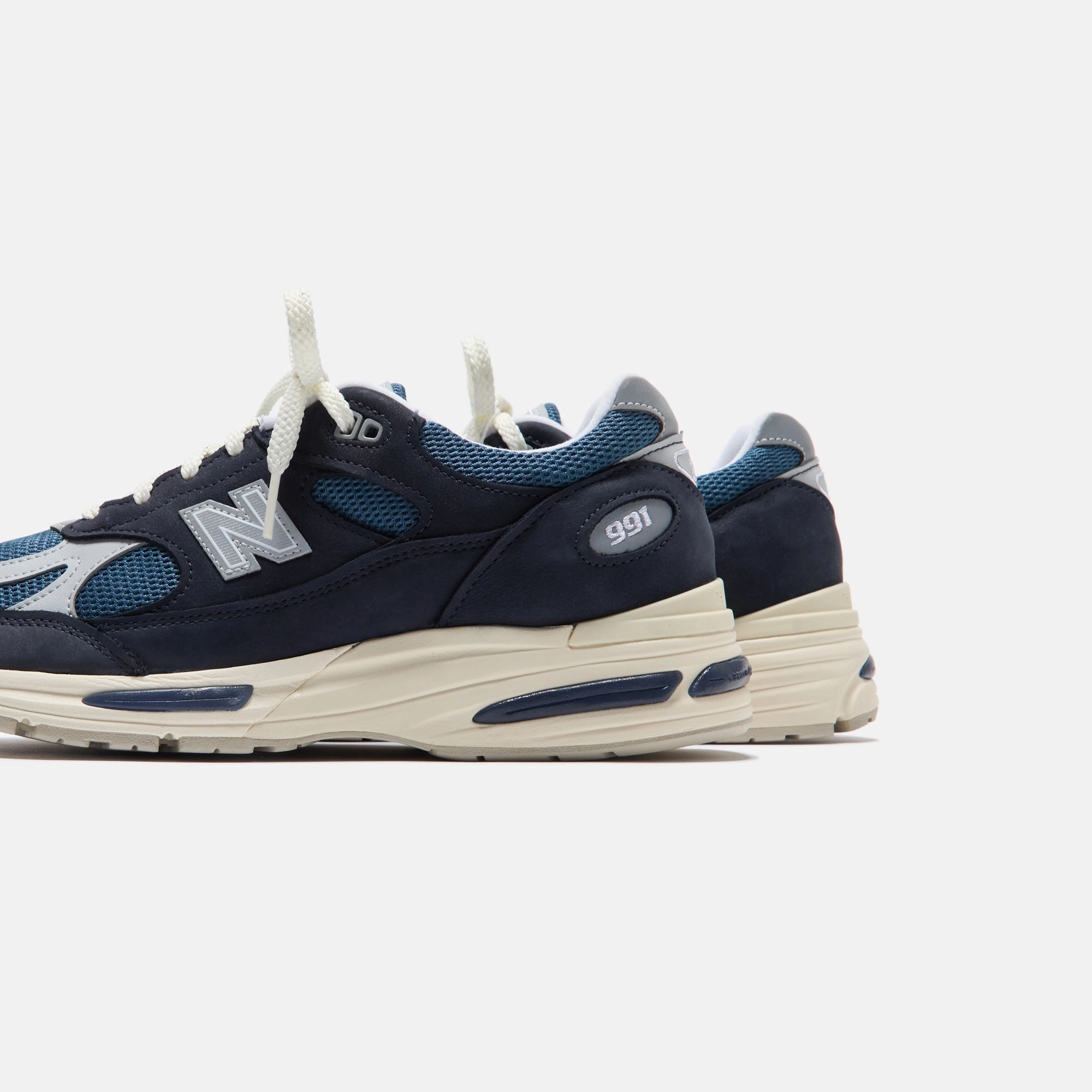New Balance Made in UK 991v2 - Vintage Navy / Grey Nike Air Force 1 edition