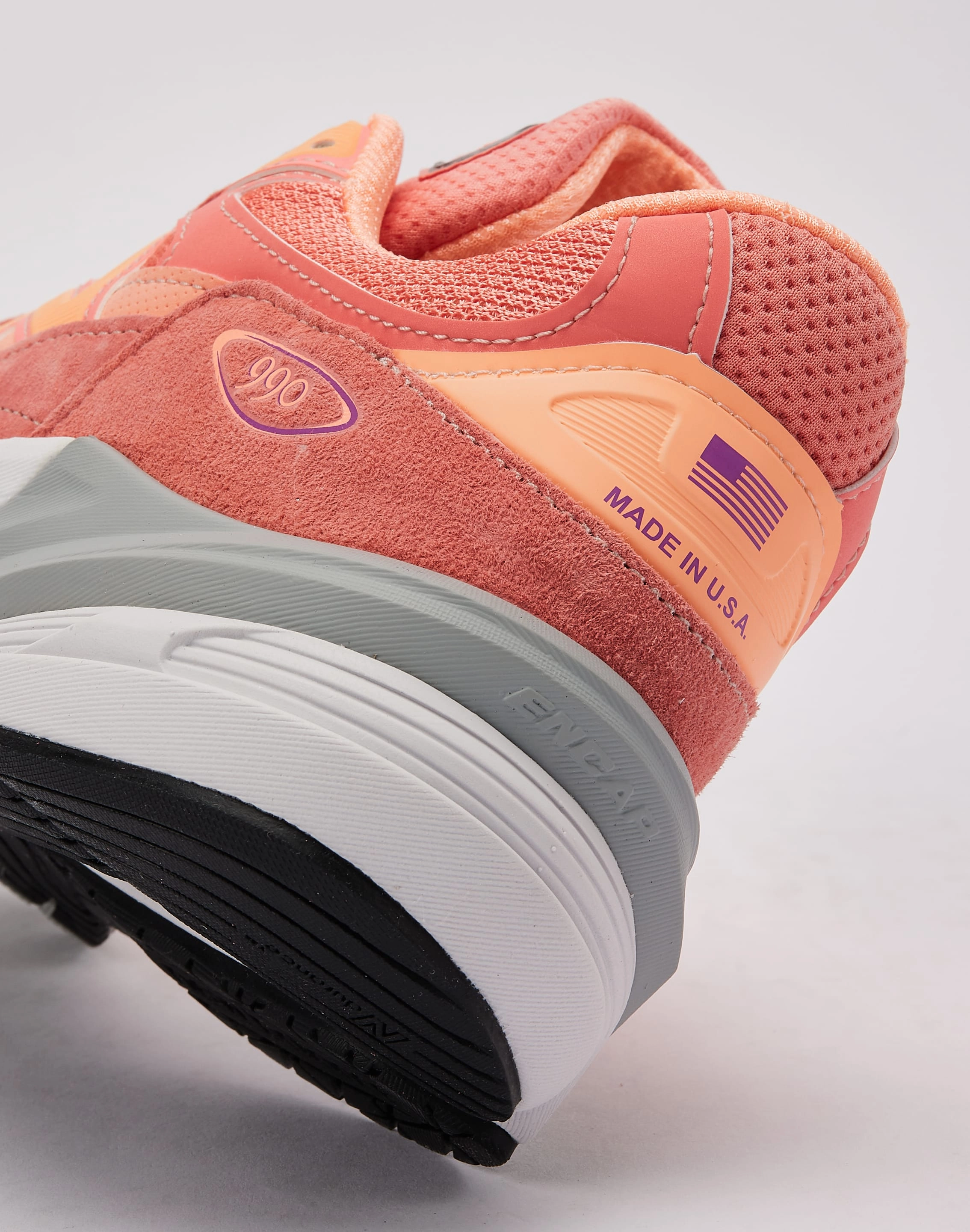 New Balance MADE In USA 990v6 Cushioned Shoes