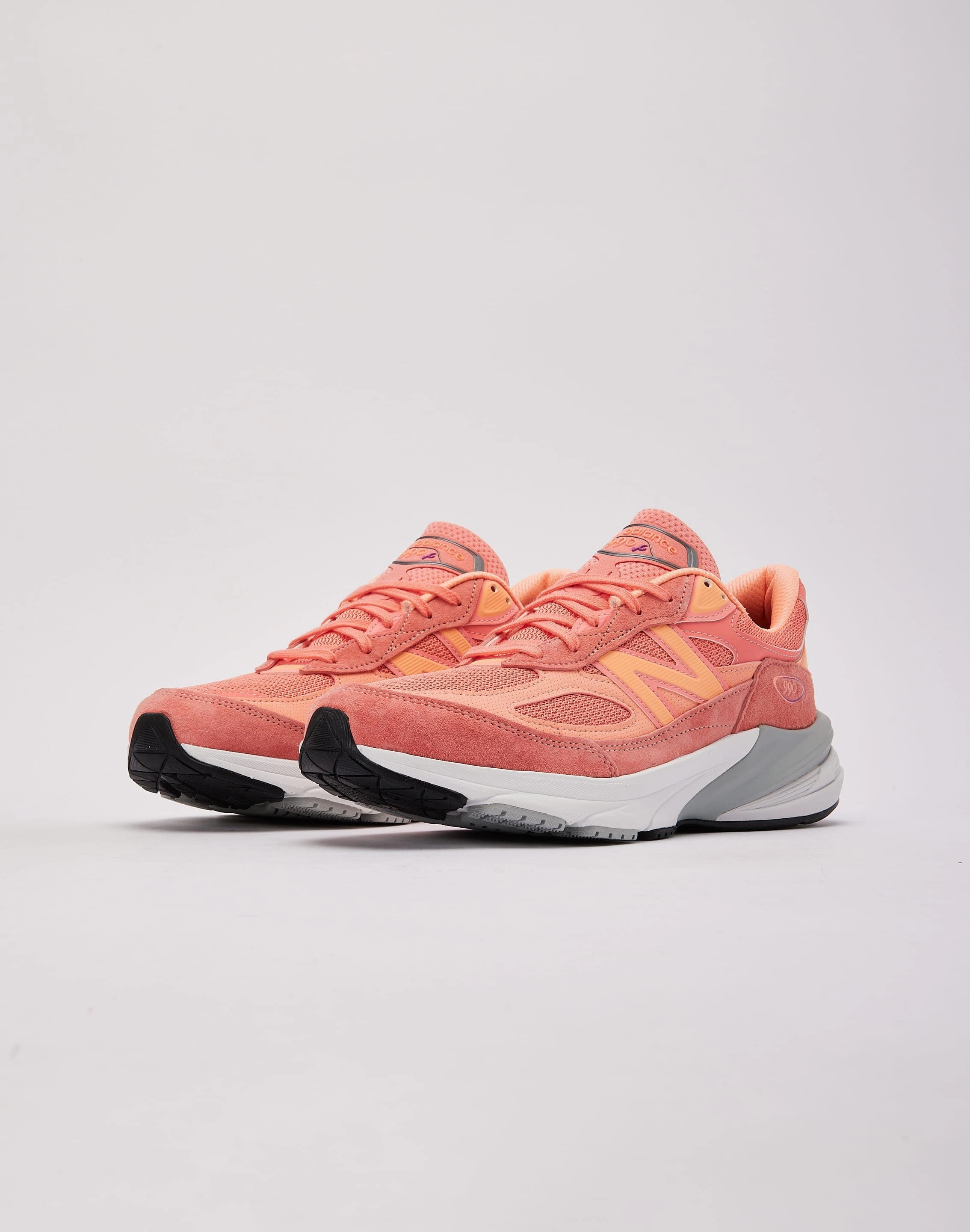 New Balance MADE In USA 990v6 Cushioned Shoes