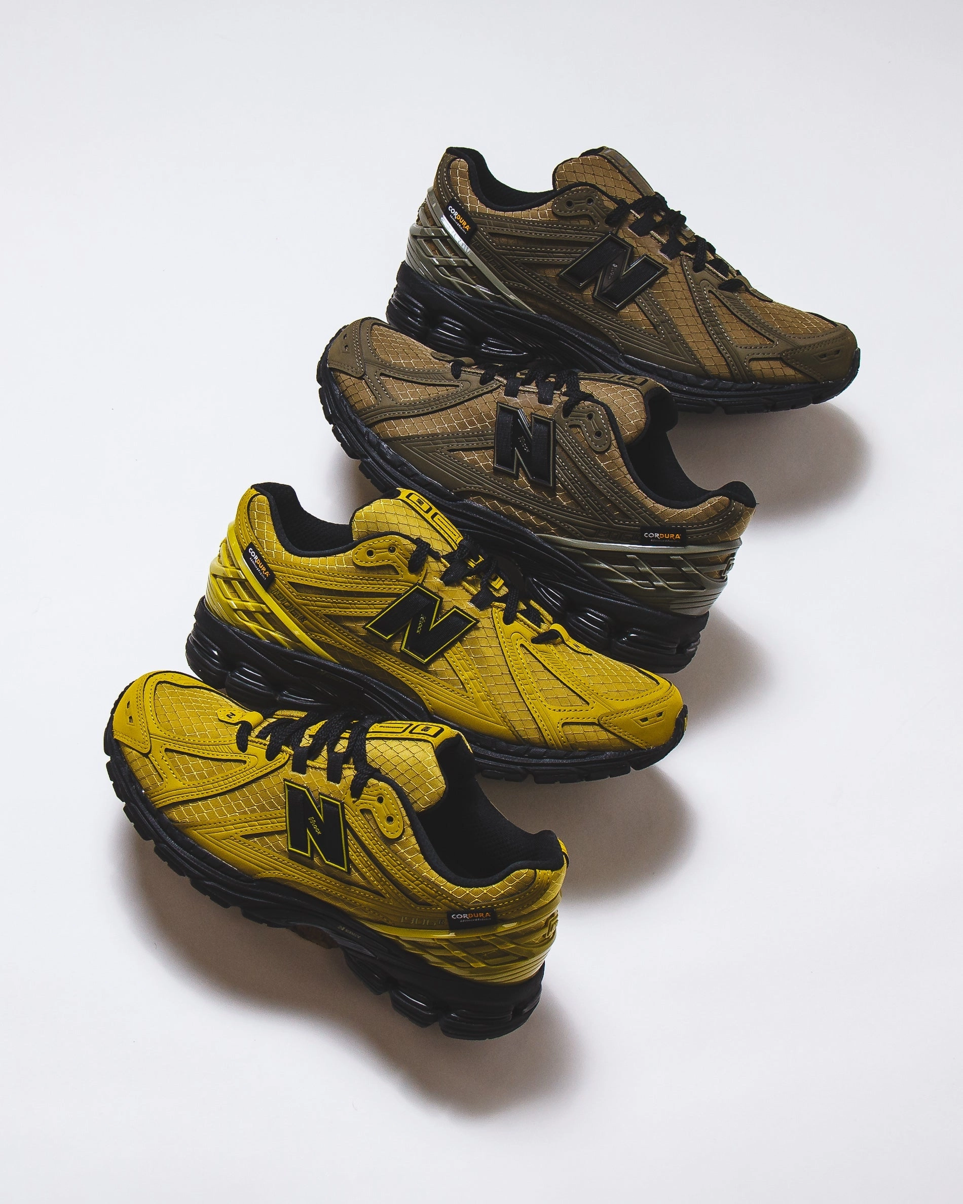New Balance Men 1906R Marshland M1906RWD classic New Balance pictures