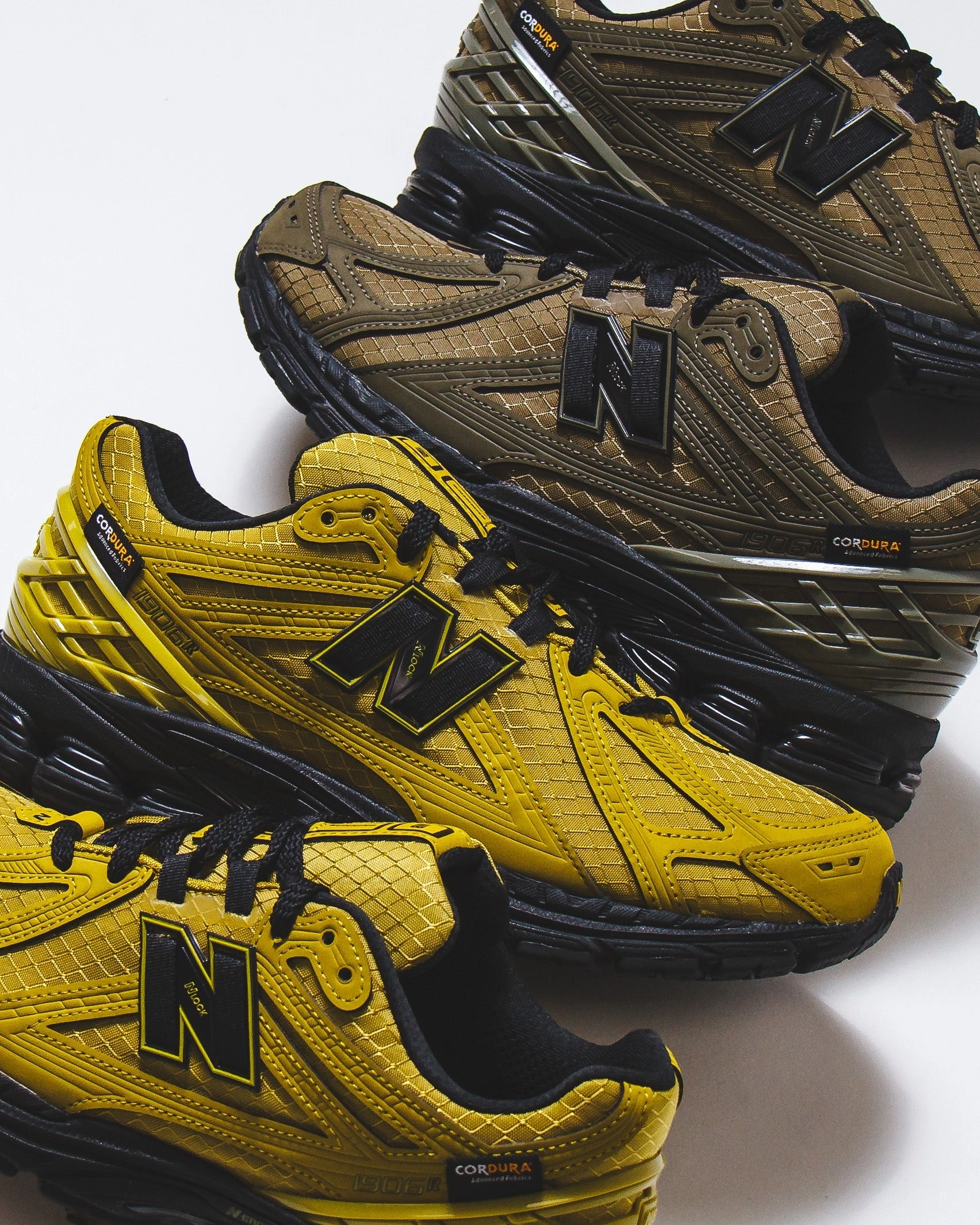 New Balance Men 1906R Marshland M1906RWD classic New Balance pictures