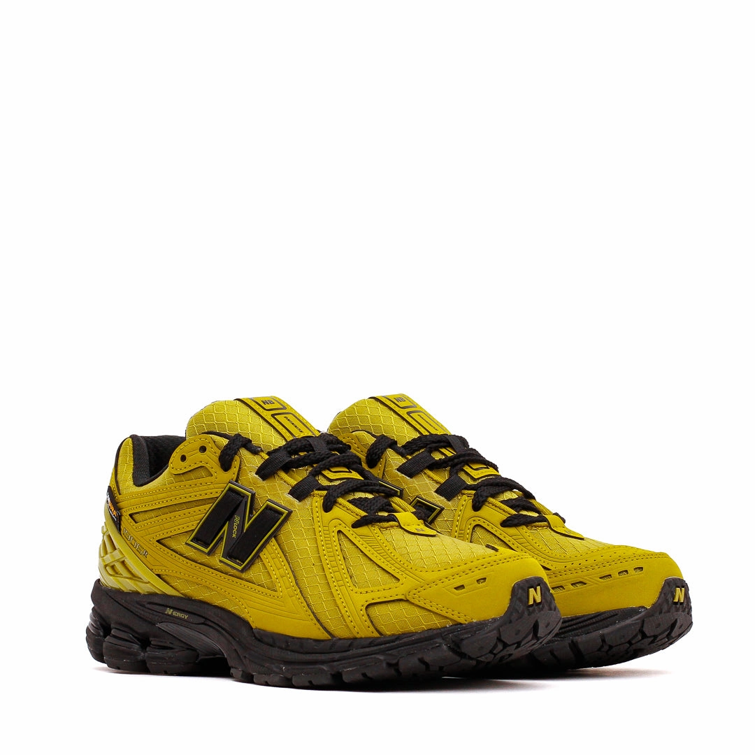 New Balance Men 1906R Marshland M1906RWD classic New Balance pictures
