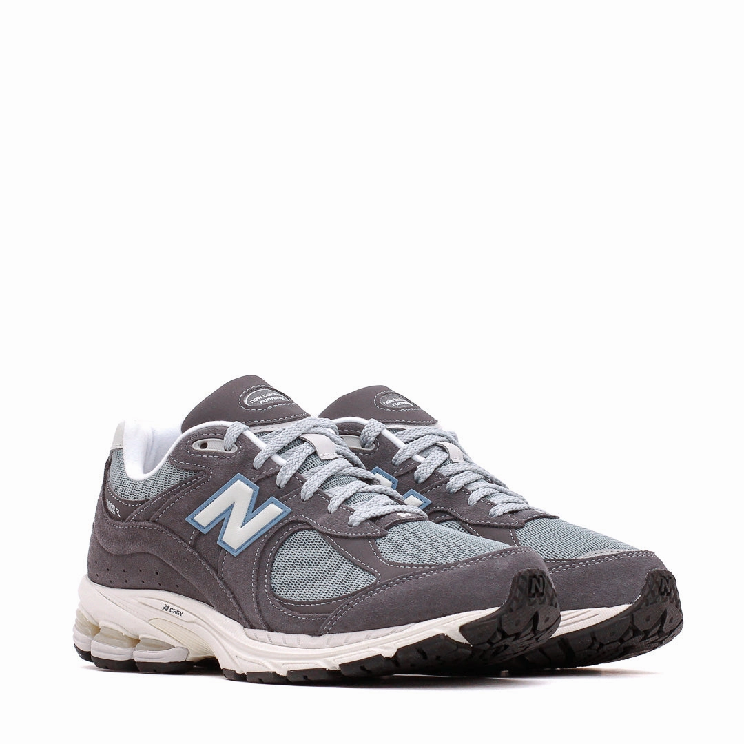 New Balance Men 2002R Magnet M2002RFB classic New Balance pictures