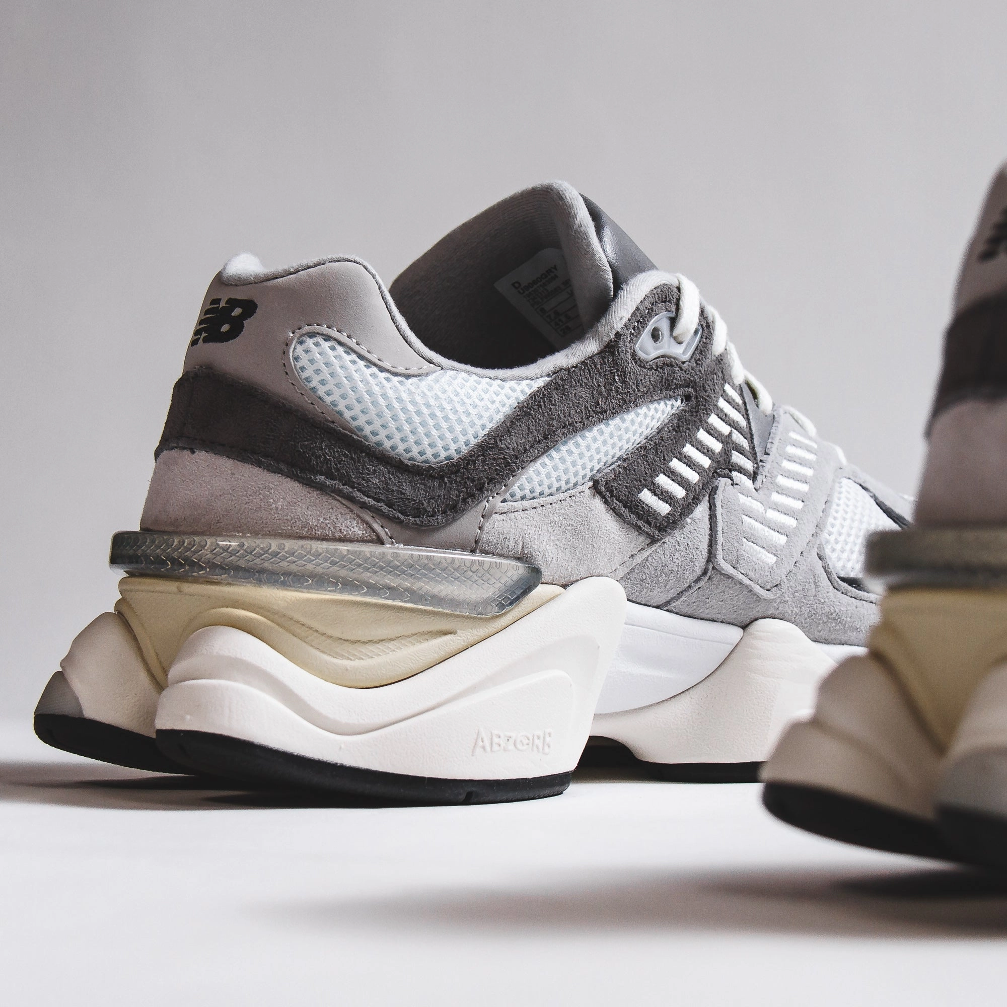 New Balance Men 9060 Core Rain Cloud U9060GRY classic New Balance pictures