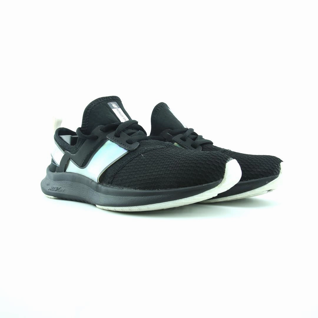 NEW BALANCE NERGIZE SPORT New Balance trainer visuals