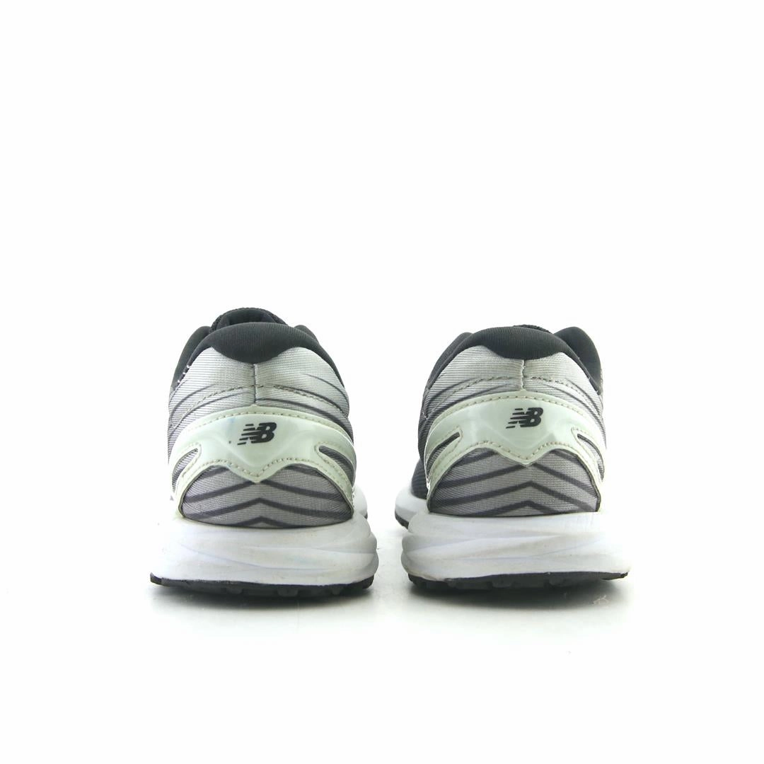 NEW BALANCE SPEEDRIDE New Balance casual shoe looks