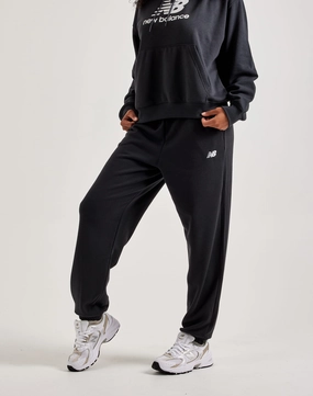 New Balance Sport Essentials French Terry Joggers New Balance sneakers with cushioned midsoles