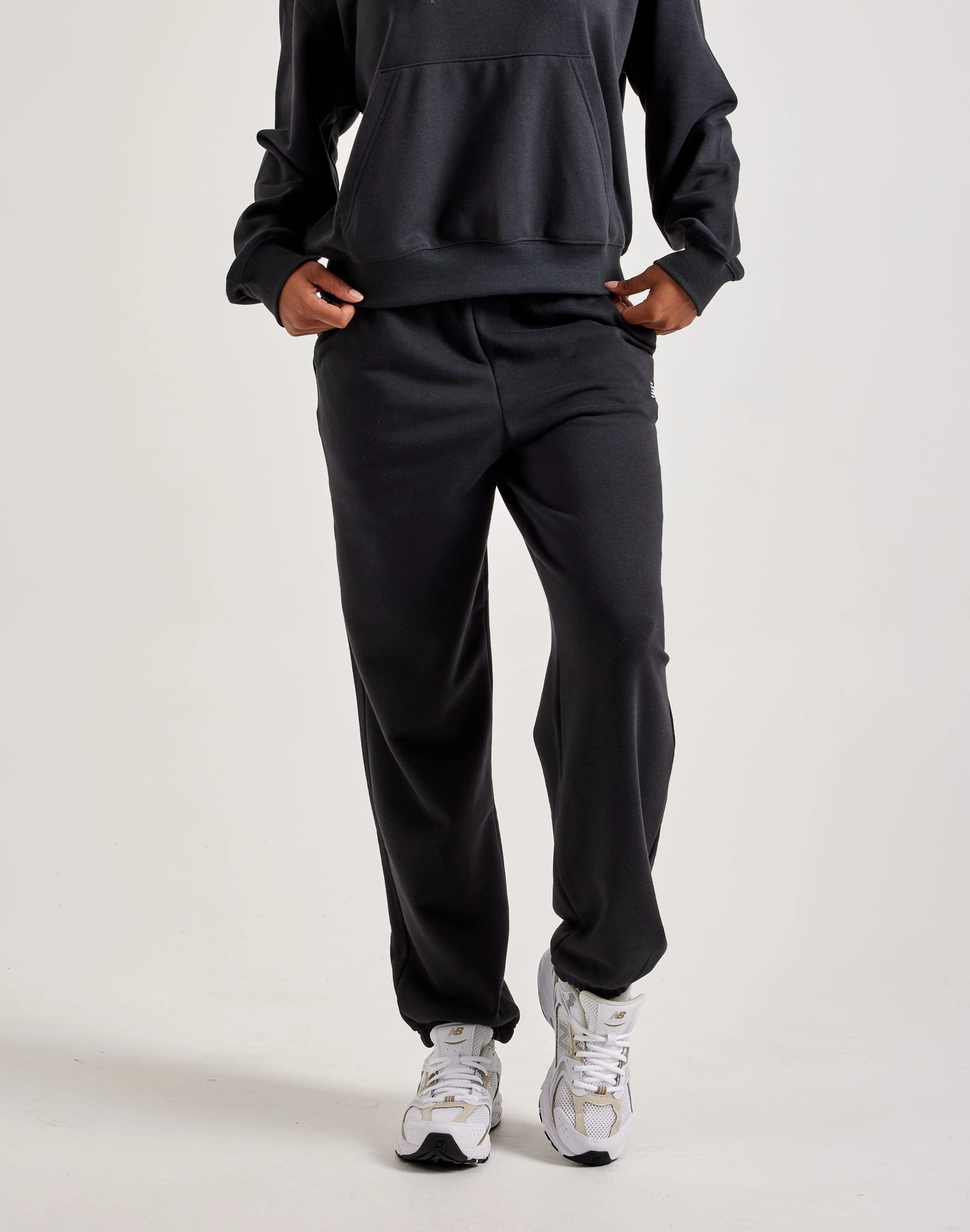 New Balance Sport Essentials French Terry Joggers Cushioned Shoes