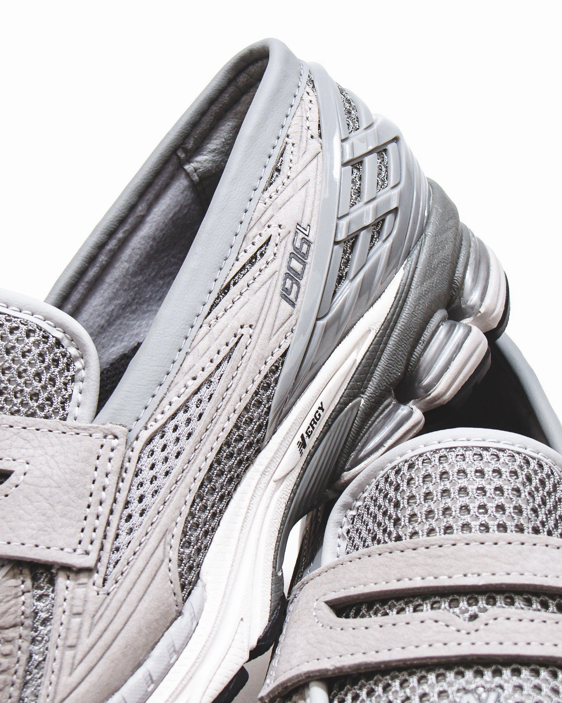 New Balance Unisex 1906L Raincloud Slate Grey U1906LGR classic New Balance pictures