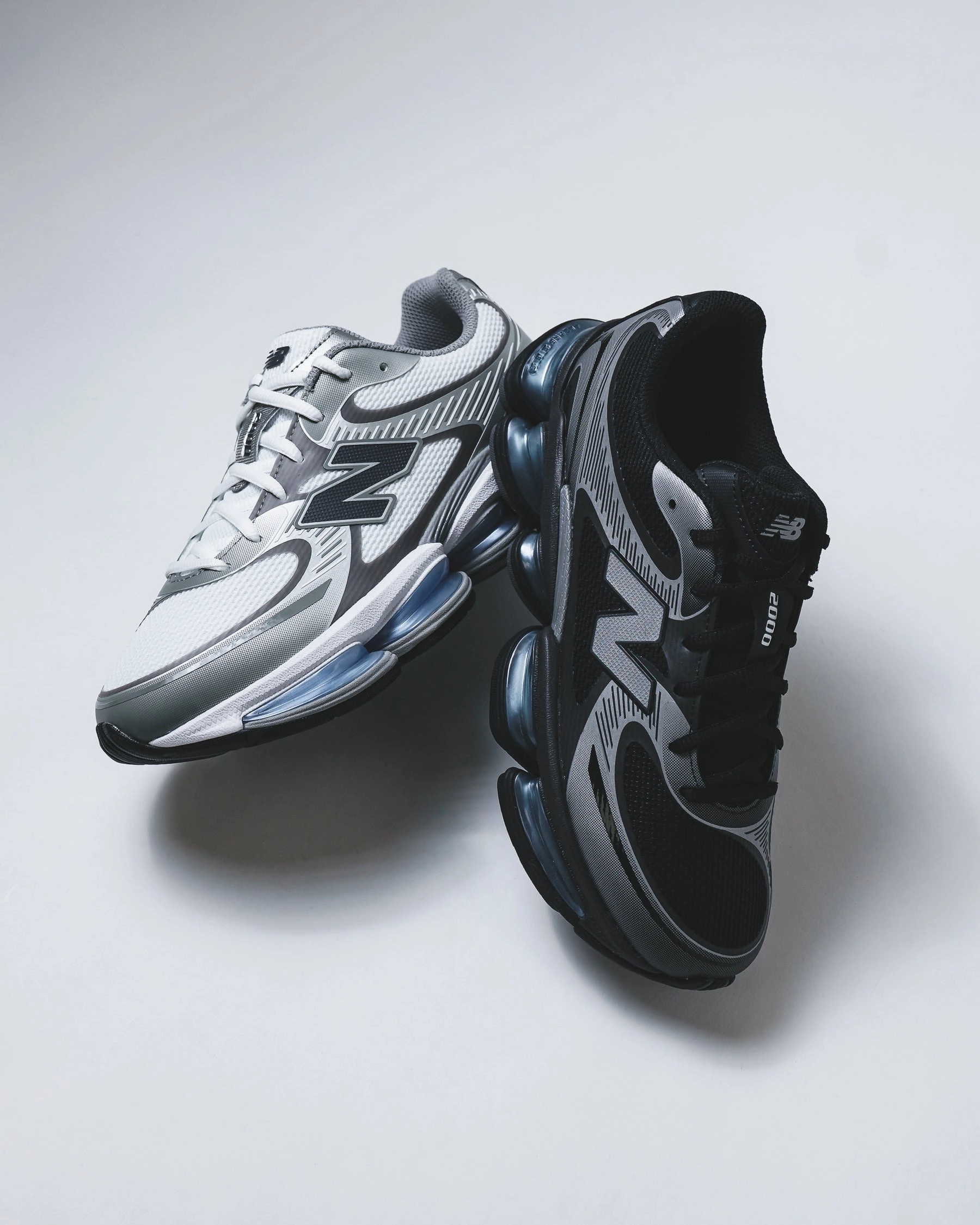 New Balance Unisex Abzorb 2000 White Silver Metallic U2000AA classic New Balance pictures