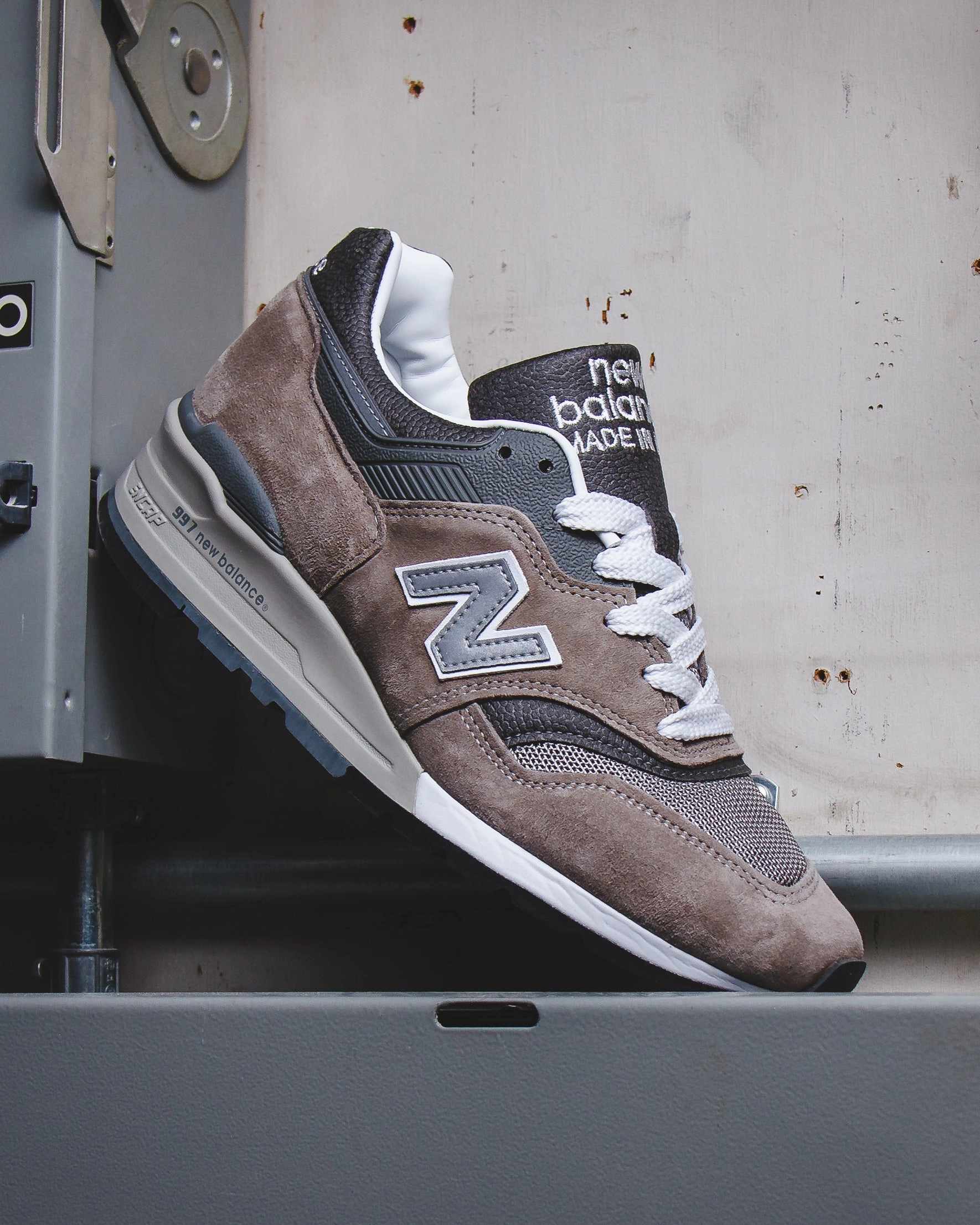 New Balance Unisex MADE in USA 997 Gray U997GY classic New Balance pictures