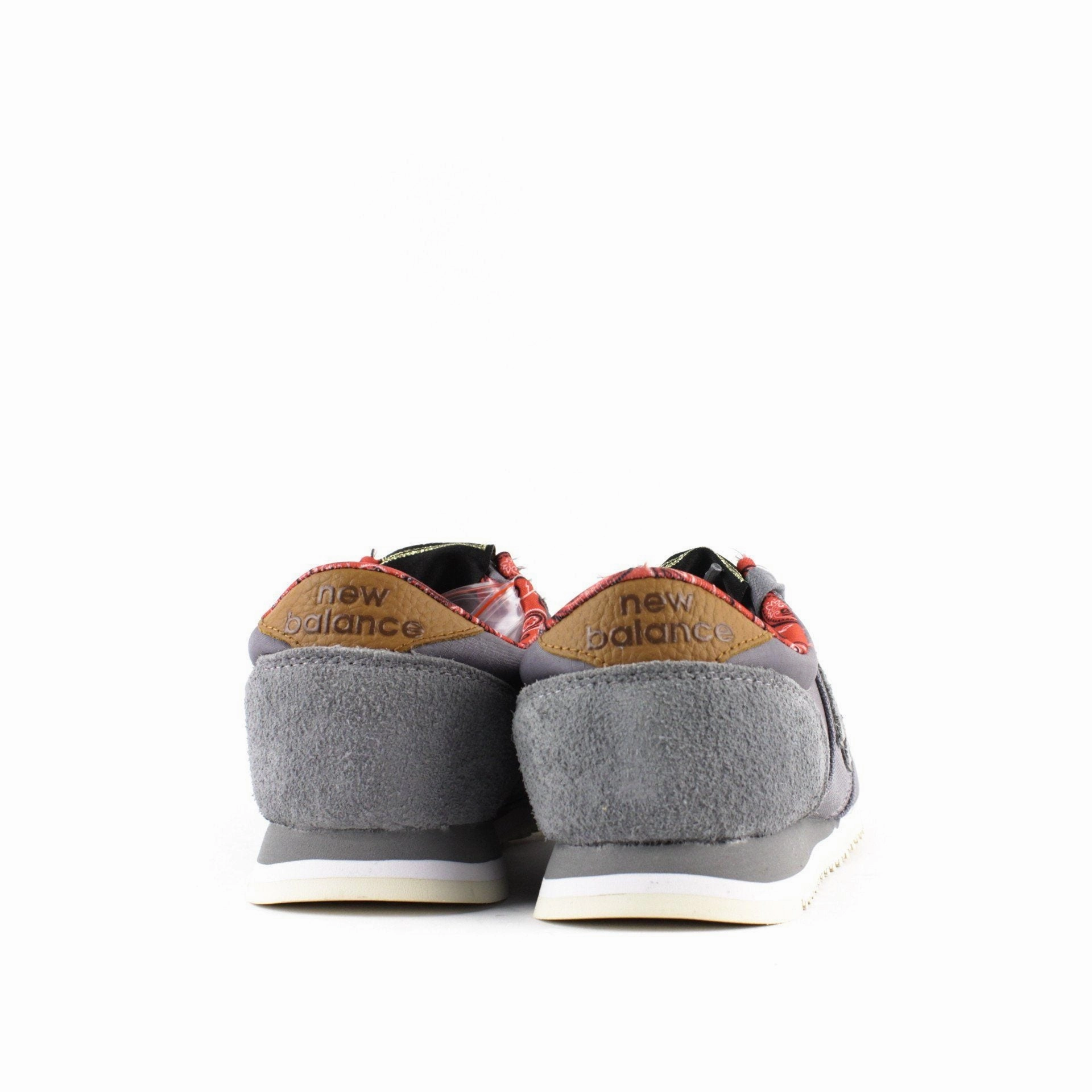 NEW BALANCE x HERSCHEL SUPPLY CO GREY U420HSG *** classic New Balance pictures