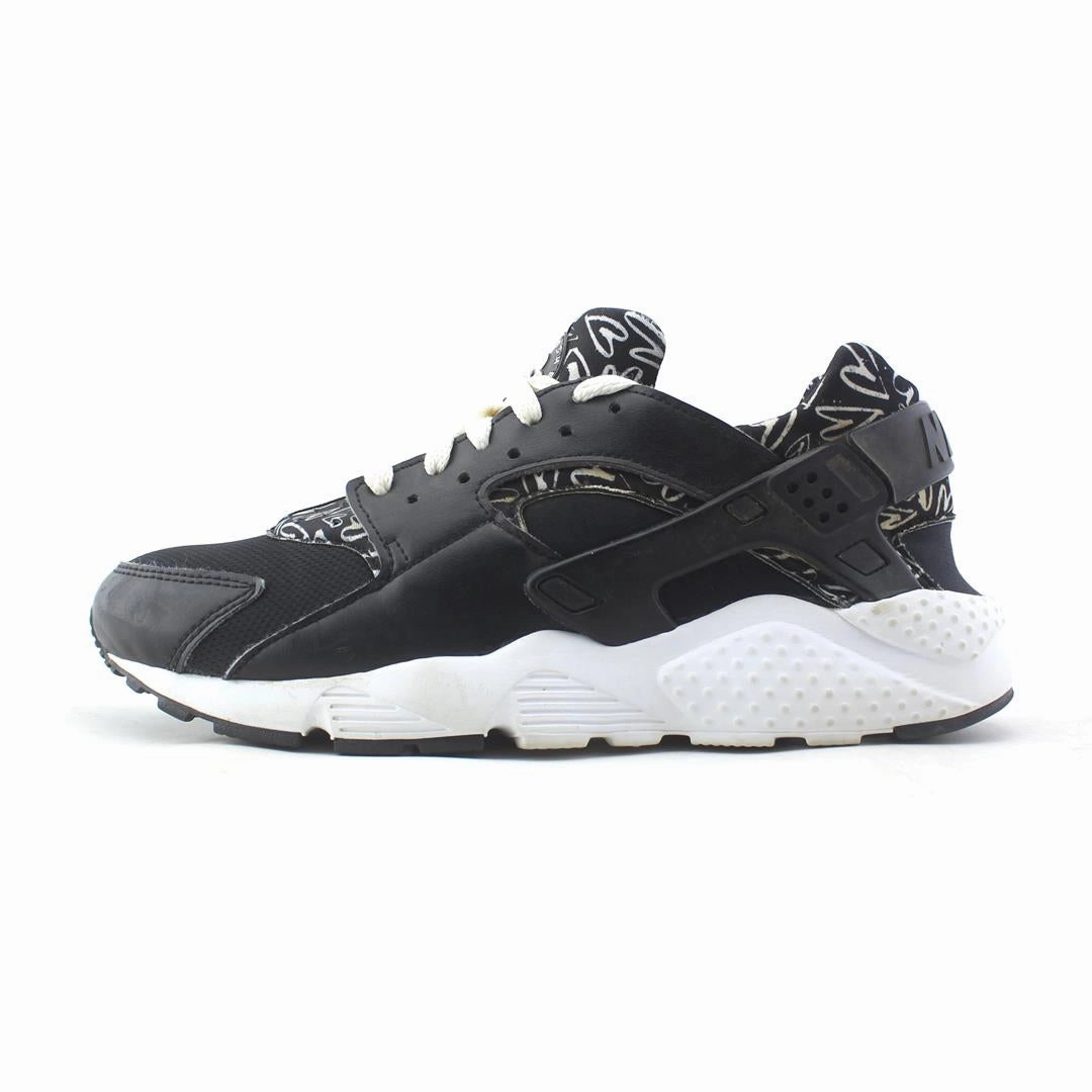 NIKE AIR HUARACHE Nike trendy lifestyle shoes