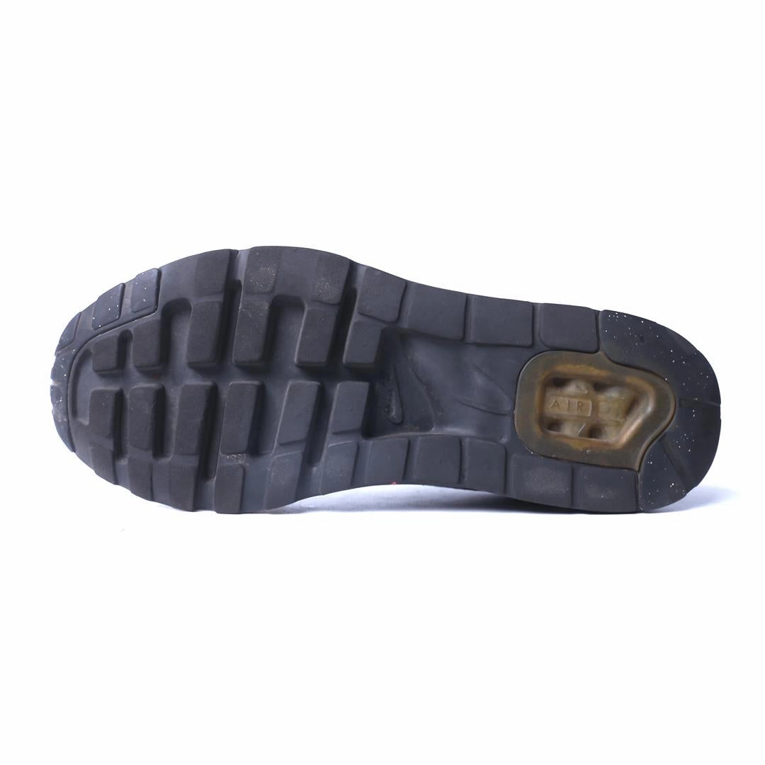 NIKE AIR MAX 1 ULTRA ESSENTIAL Nike casual shoe imagery