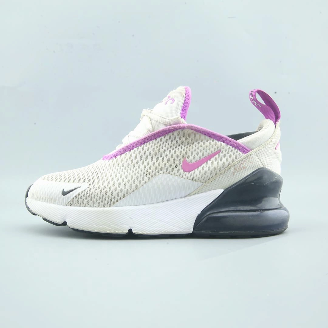 NIKE AIR MAX 270 Nike lightweight trainer models