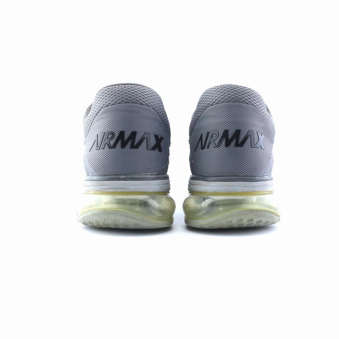 NIKE AIR MAX EXCELLERATE 4 Nike running shoe close-ups