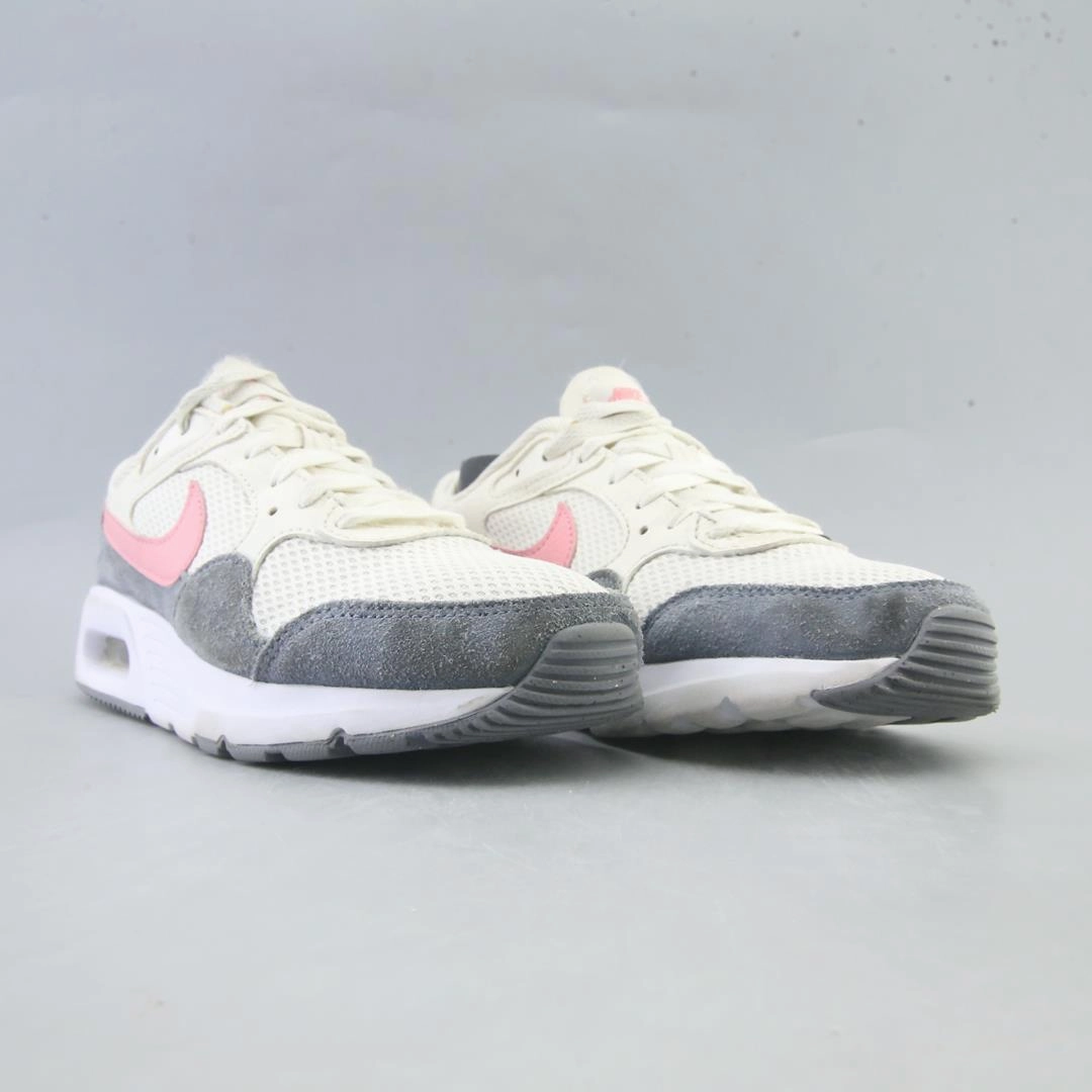 NIKE AIR MAX SC Nike running shoe close-ups