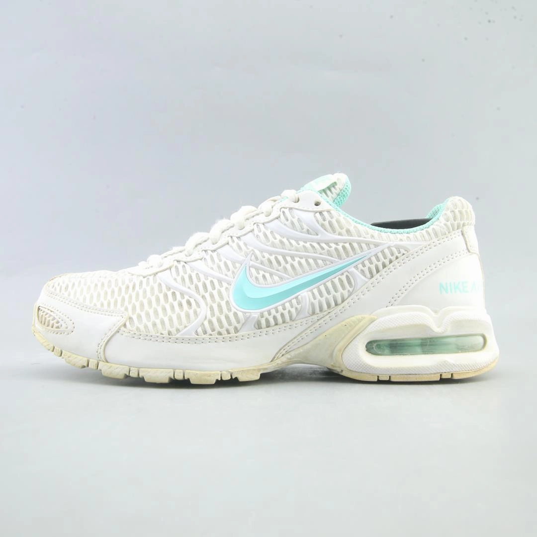 NIKE AIR MAX TORCH 4 Nike classic retro sneaker looks