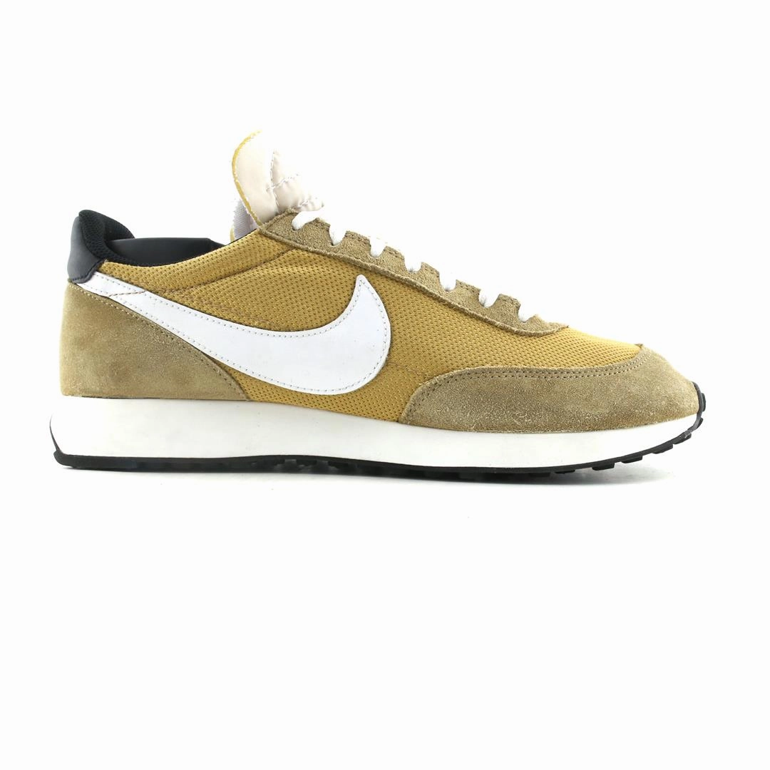 NIKE  AIR TAILWIND 79 Nike casual shoe imagery