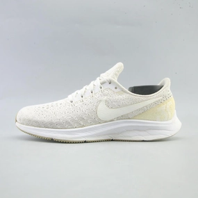NIKE AIR ZOOM PEGASUS 35 Nike supportive fitness footwear