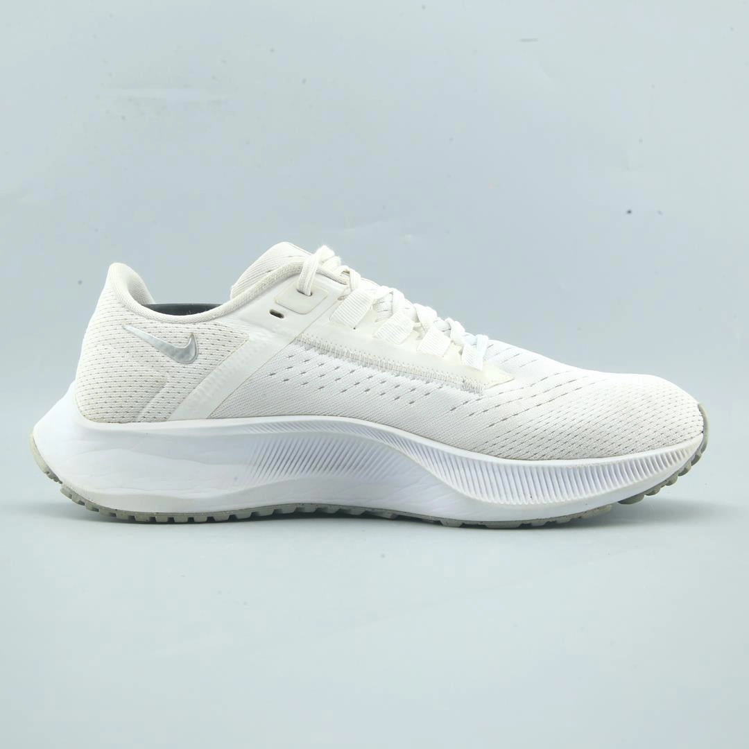 NIKE AIR ZOOM PEGASUS 38 Nike casual shoe imagery