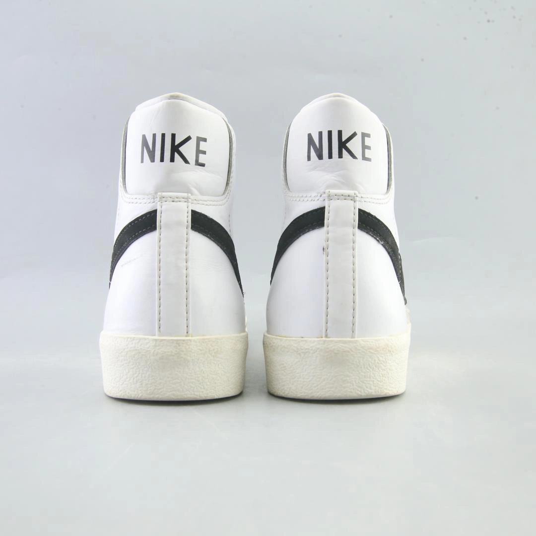 NIKE BLAZER MID '77 Nike casual shoe imagery