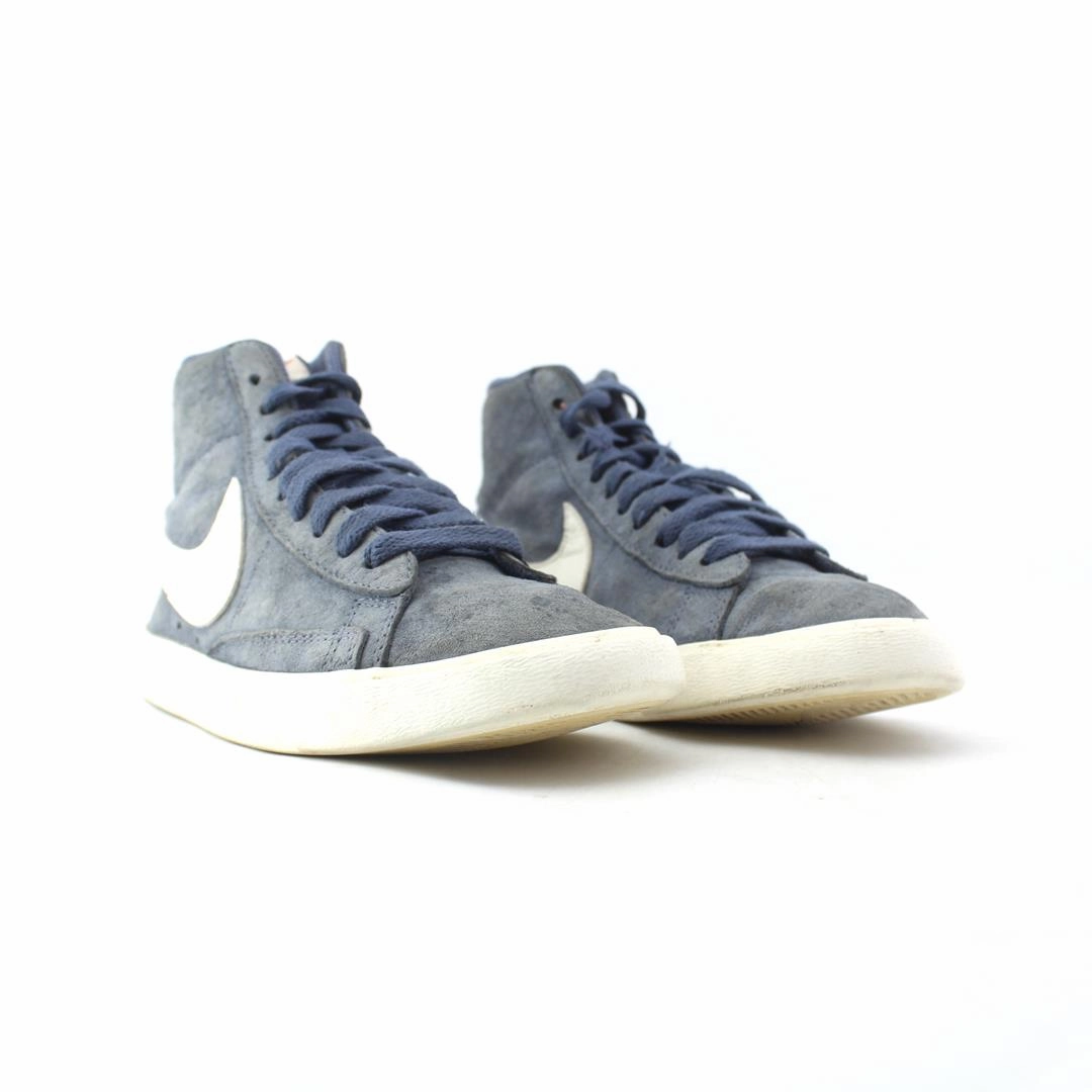 NIKE BLAZER MID VINTAGE SUEDE modern Nike footwear styles