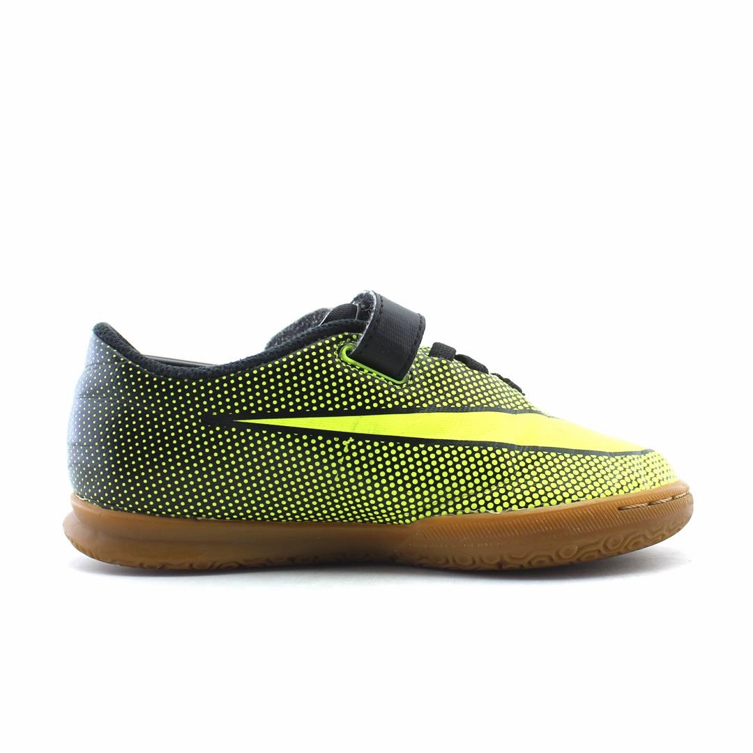 NIKE BRAVATA 2 IC Nike running shoe close-ups